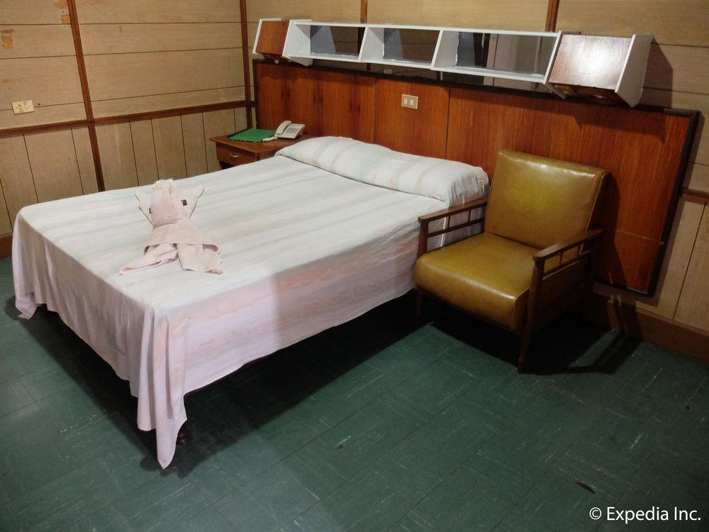 Horizon Frontier Hotel