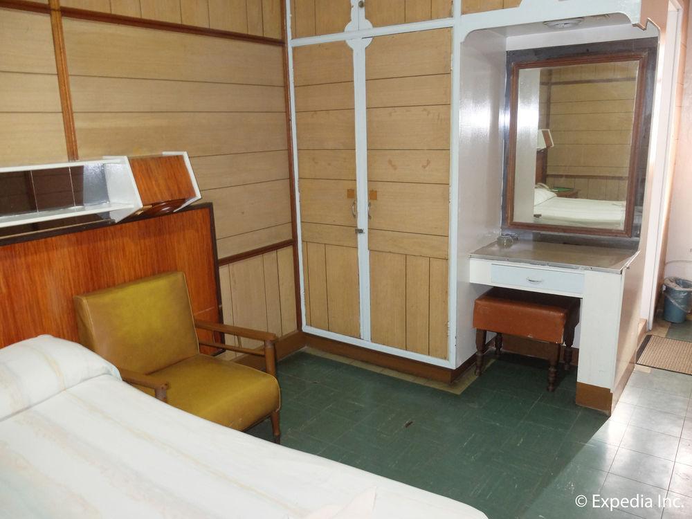 Horizon Frontier Hotel