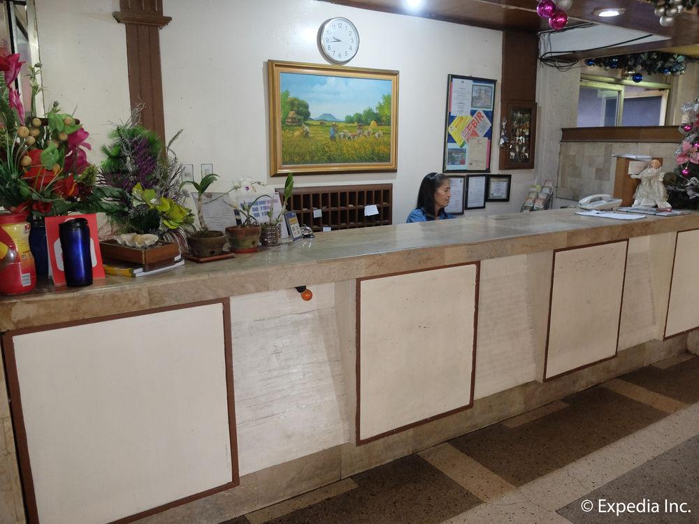 Horizon Frontier Hotel