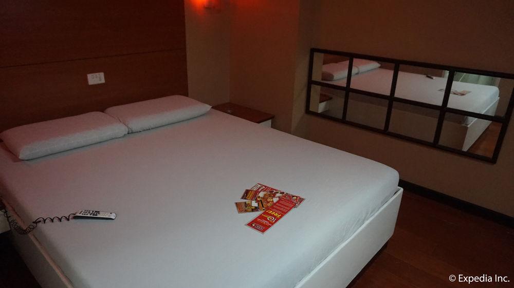Hotel Sogo Dau Pampanga