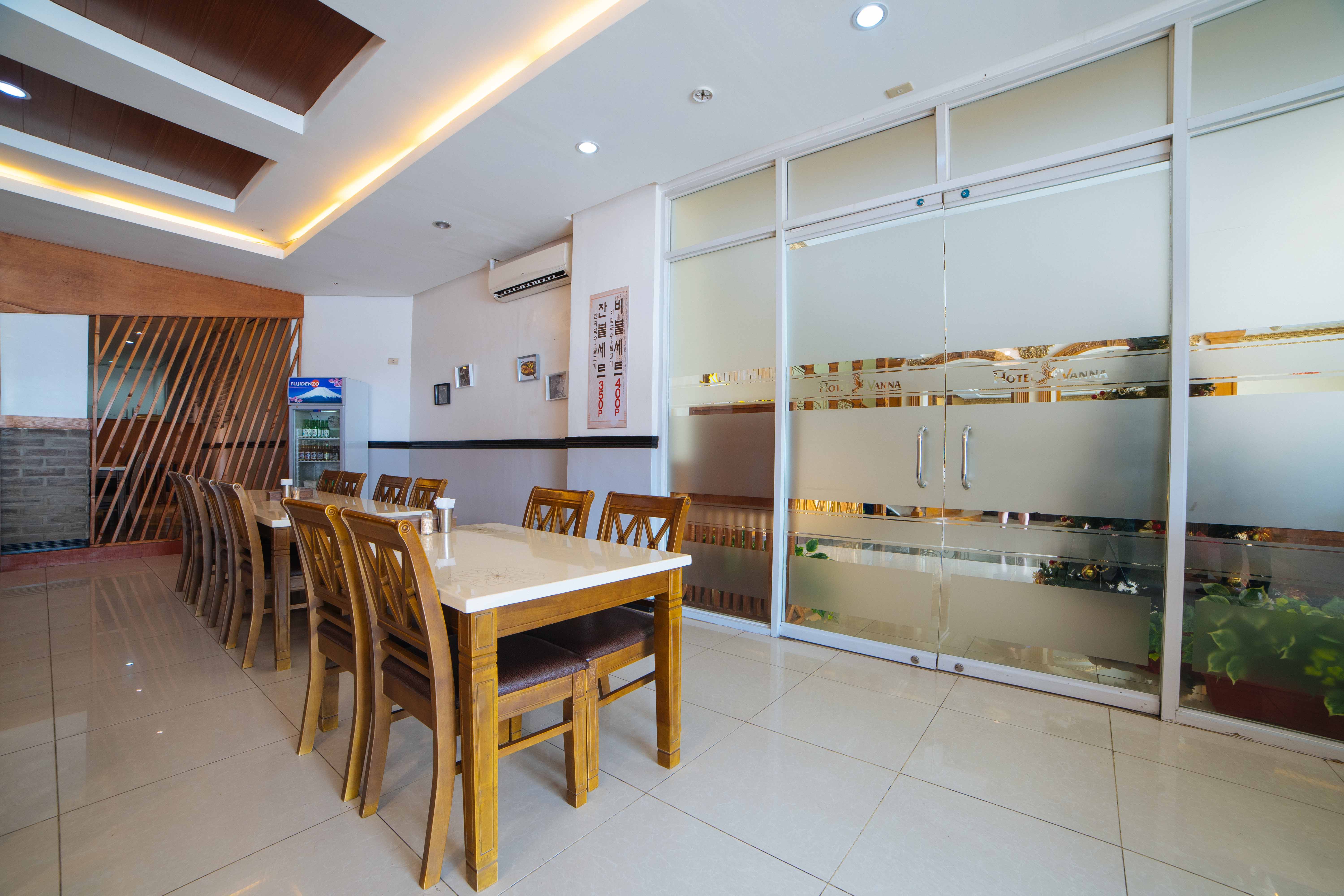 Hotel Vanna by RedDoorz Premium