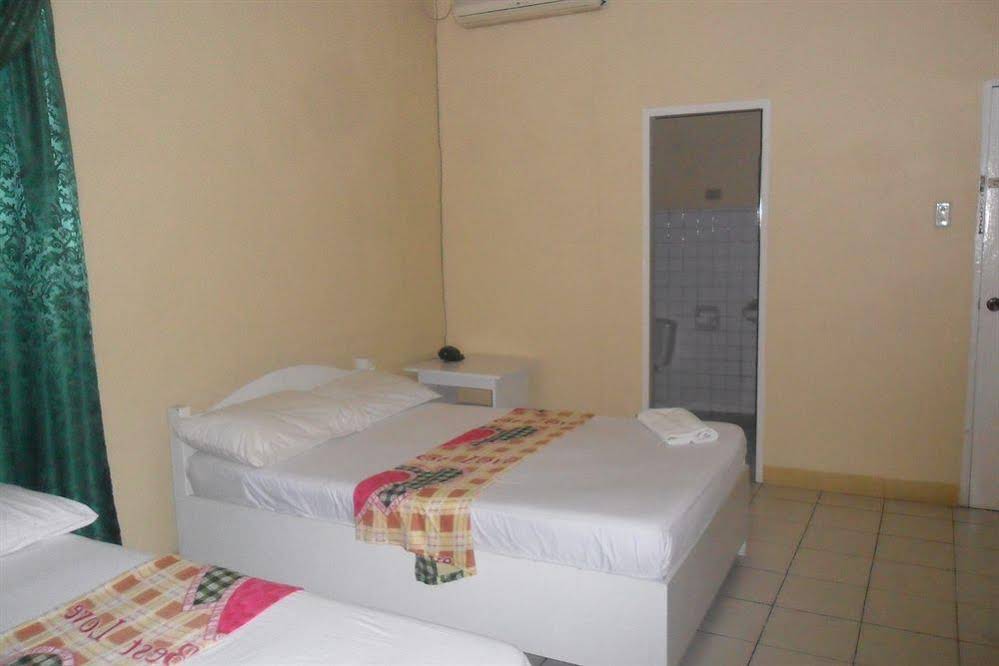 Jamera Hotel & Restaurant