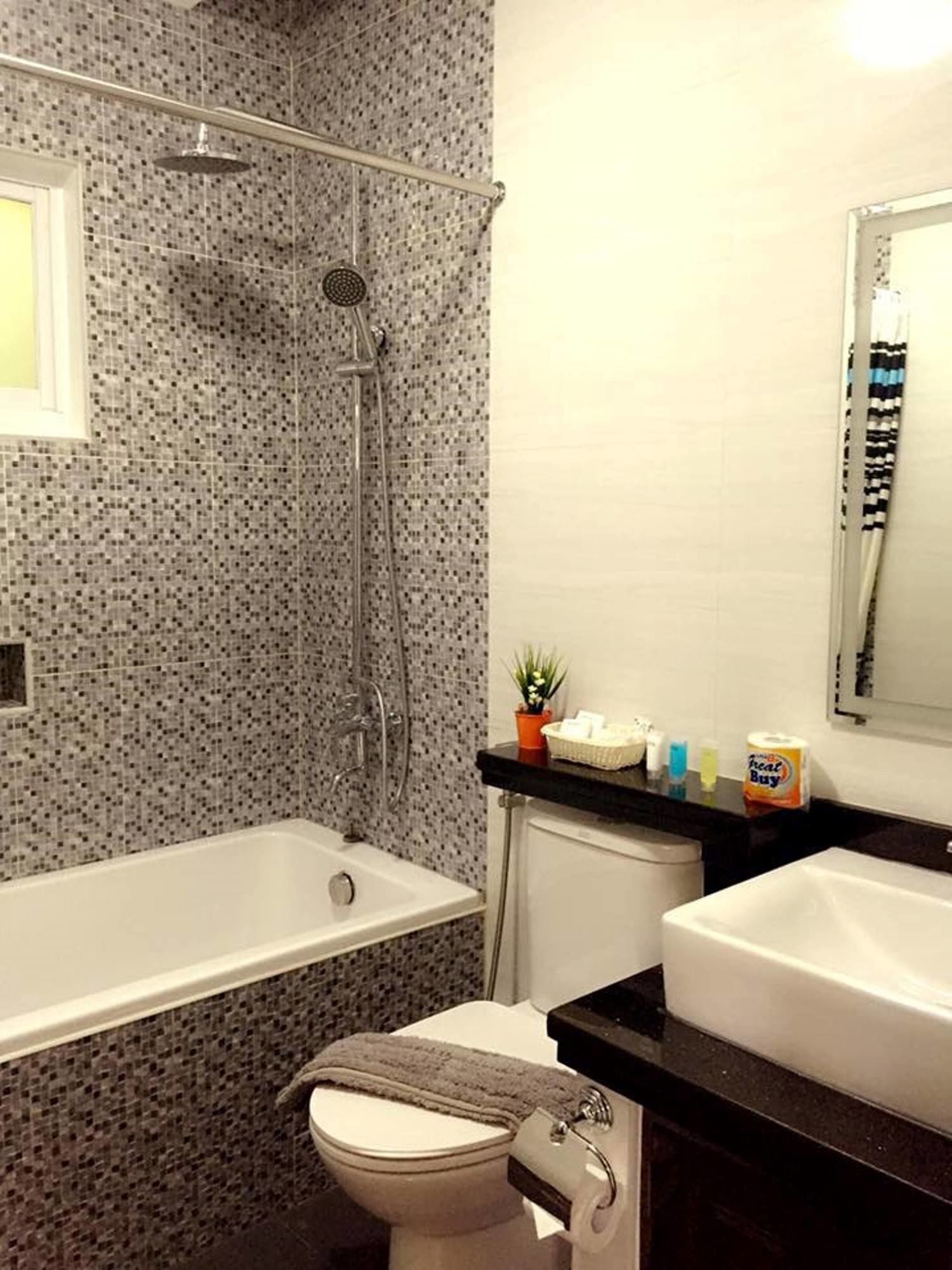 Jo Carter's Hotel & Suites