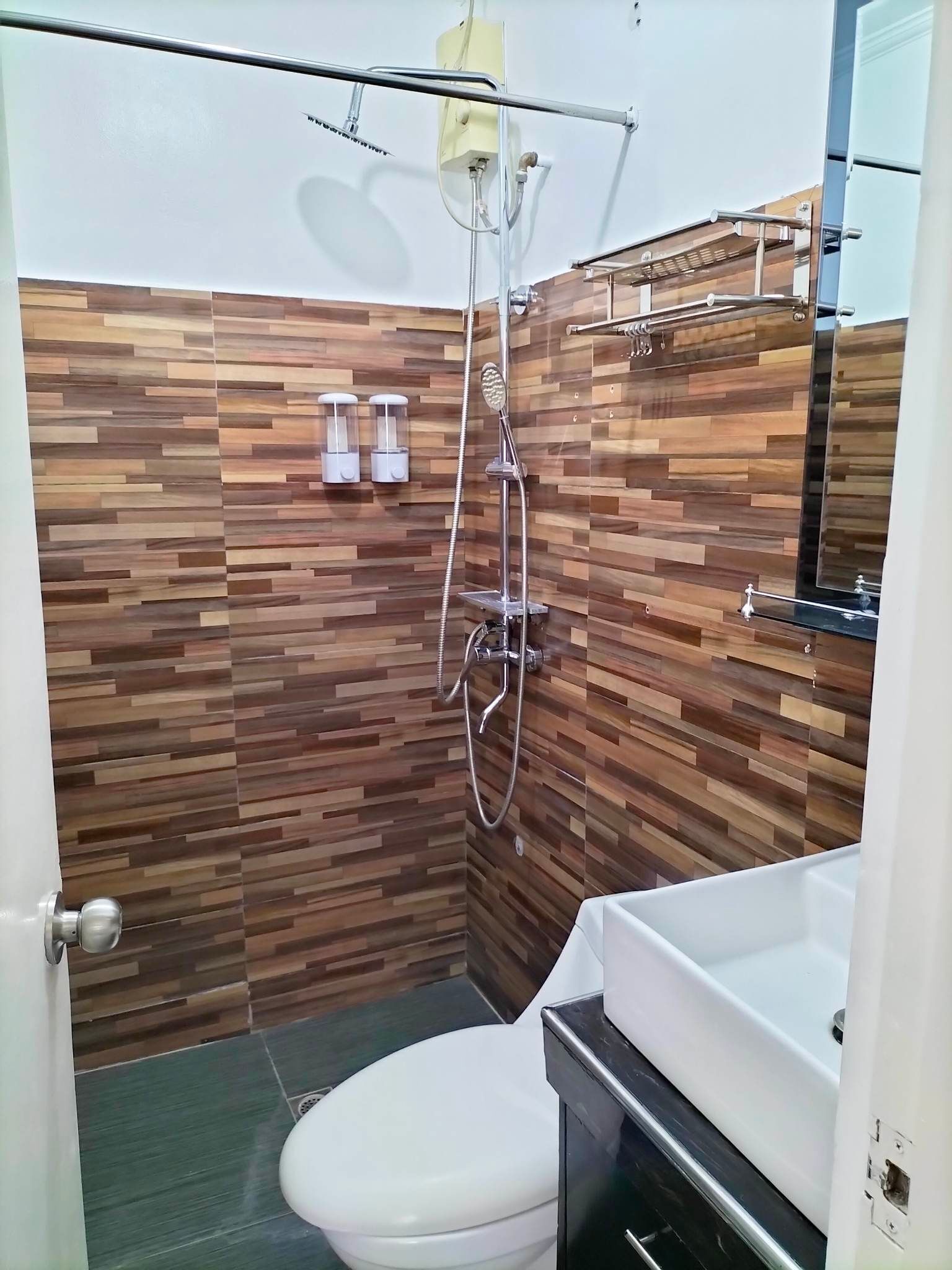 King Rapid Rise Hotel