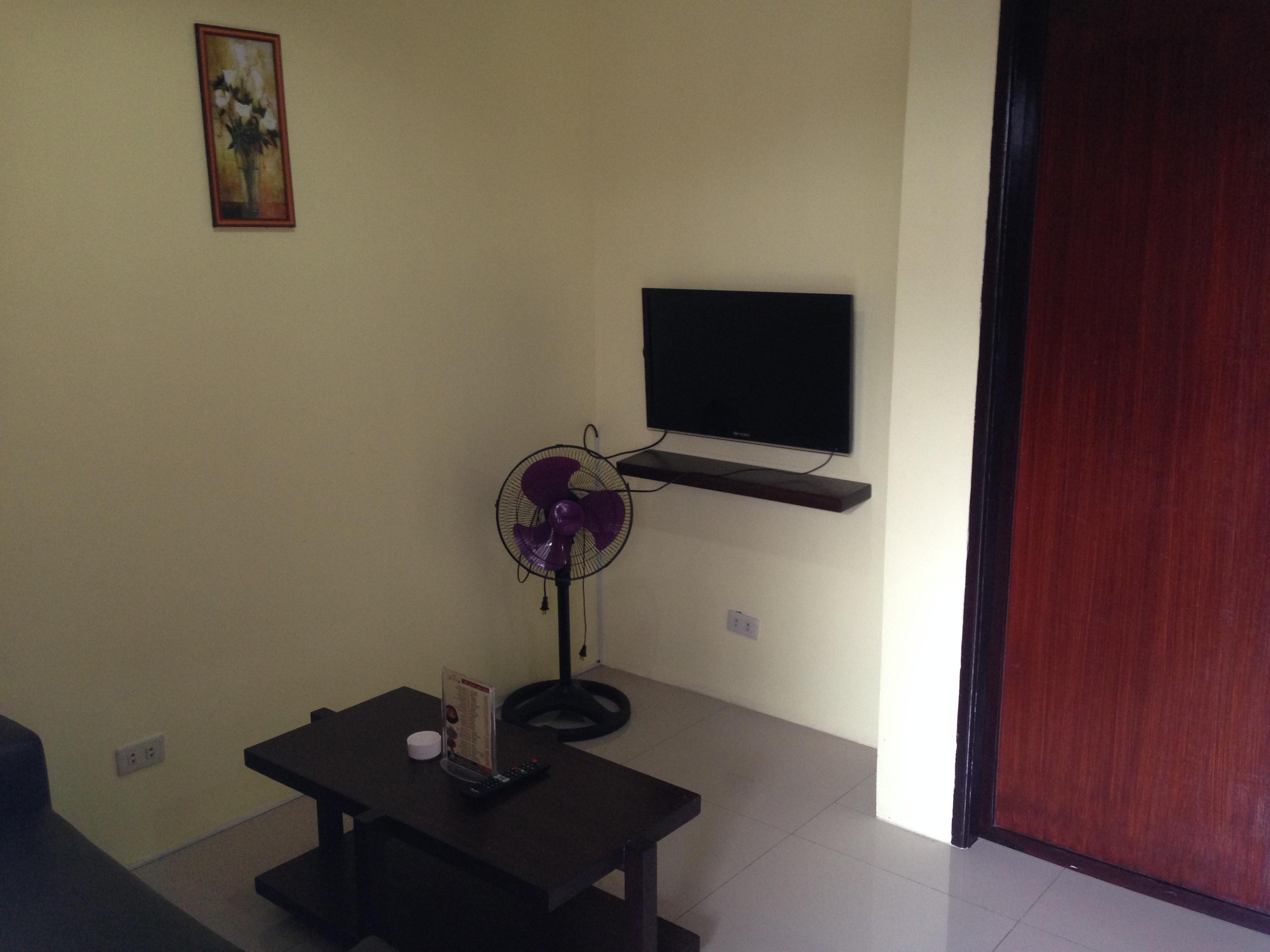 Poleng Suites Hotel