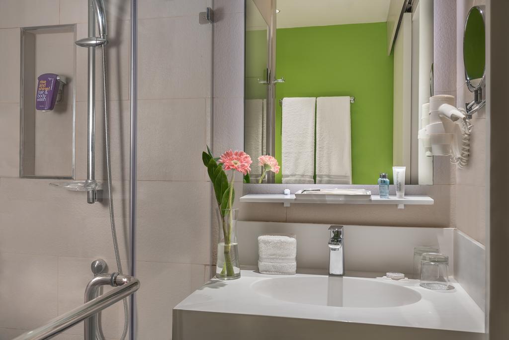 Park Inn By Radisson Clark