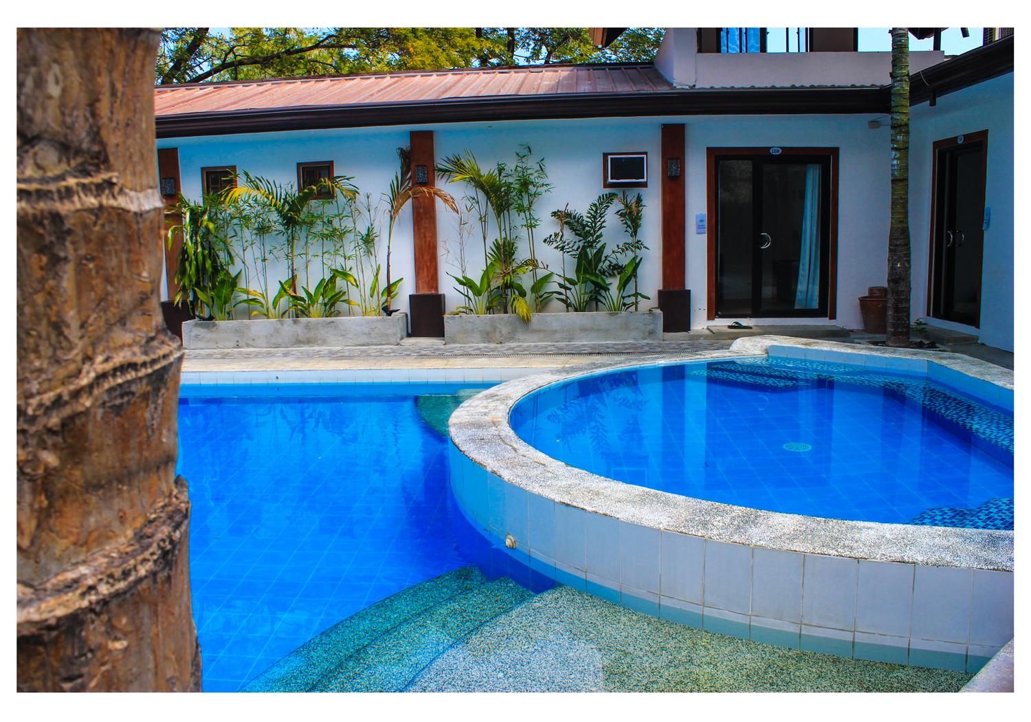 Poleng Villa Hotel