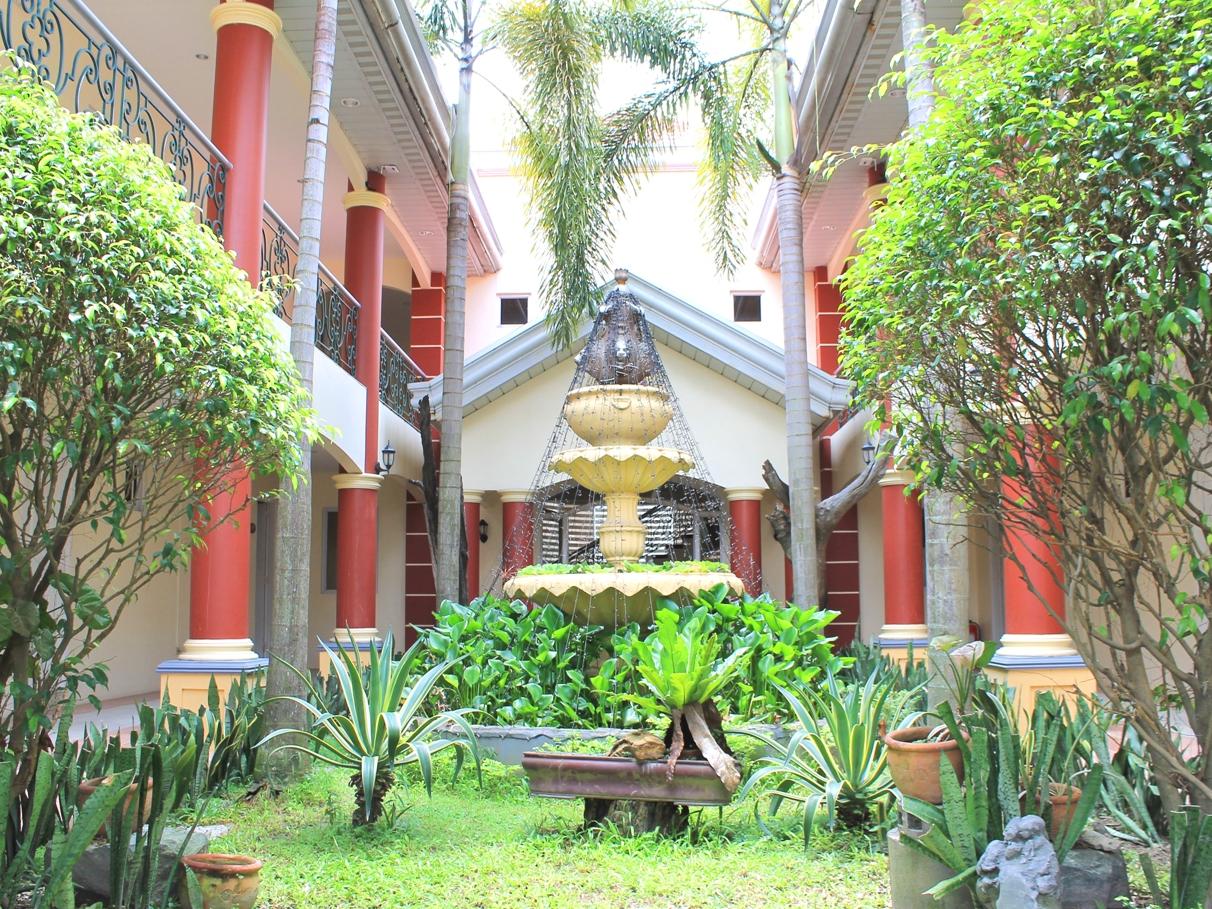 Prince Hotel