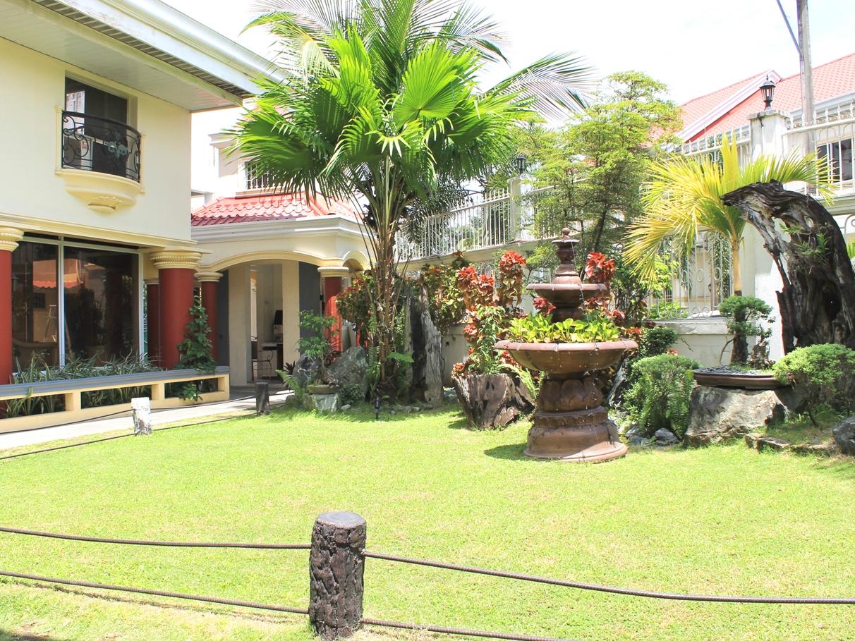 Prince Hotel