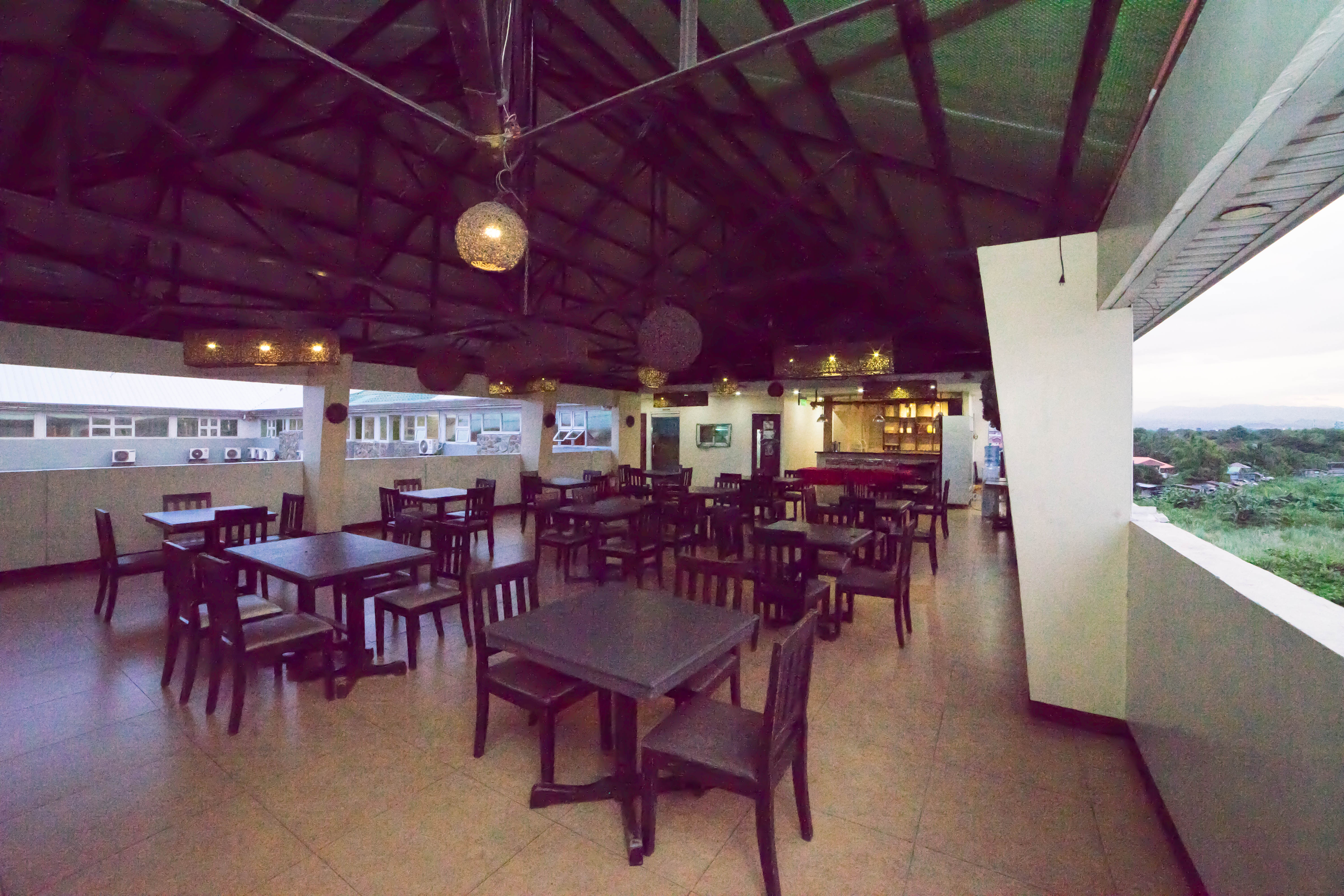 RedDoorz Plus @ Balibago Angeles City