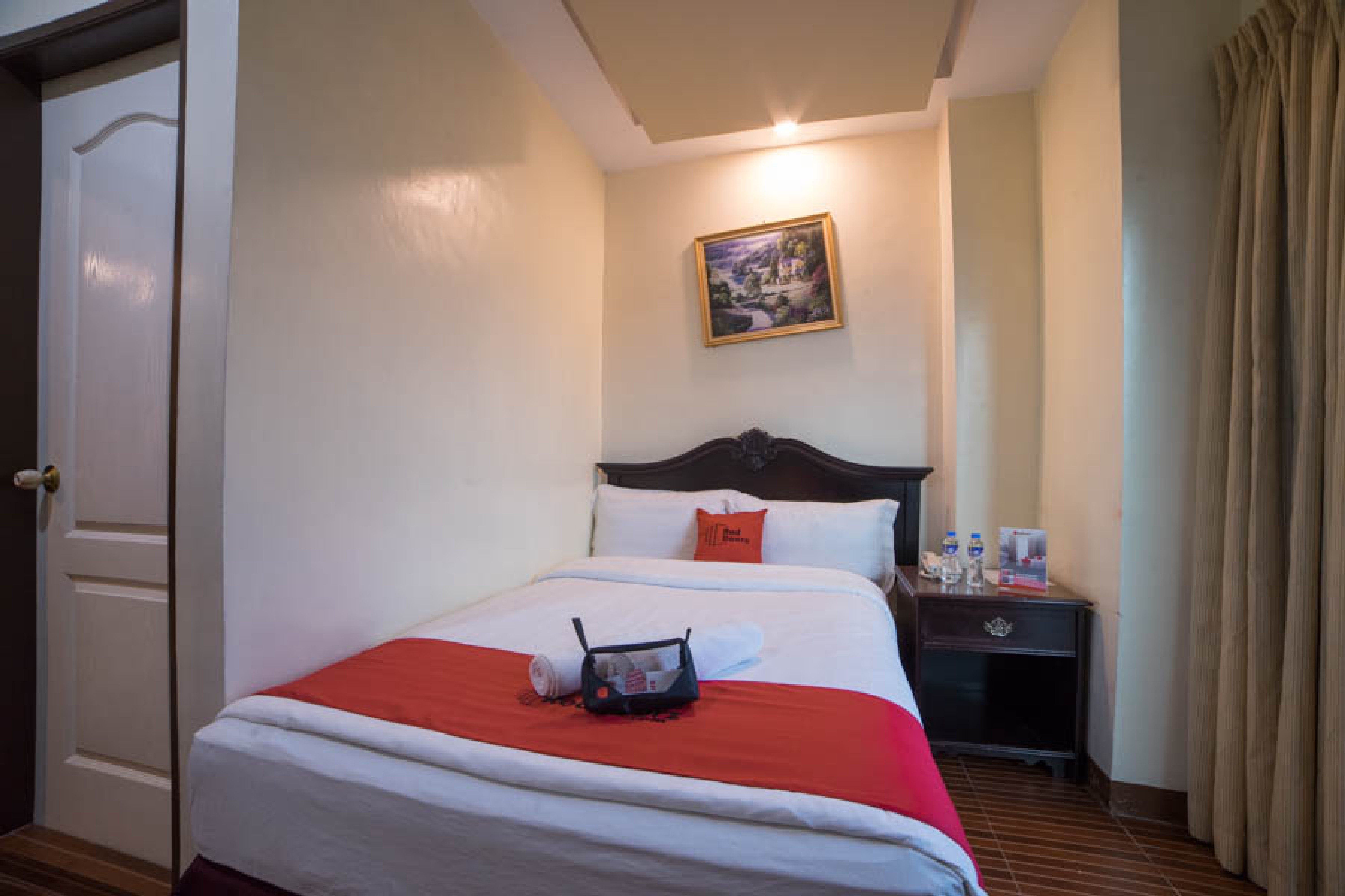 RedDoorz Plus @ Balibago Angeles City