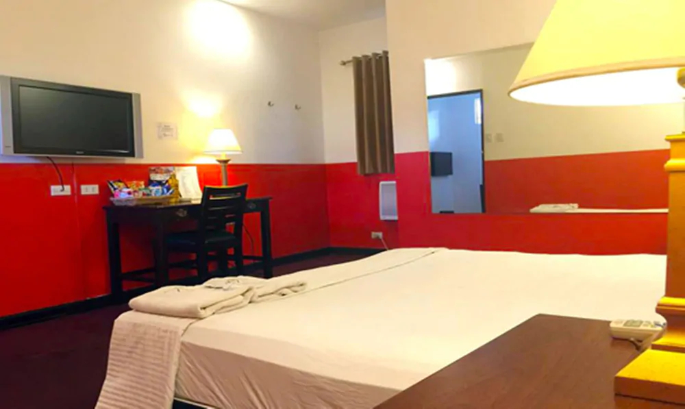 Diamondwood Hotel