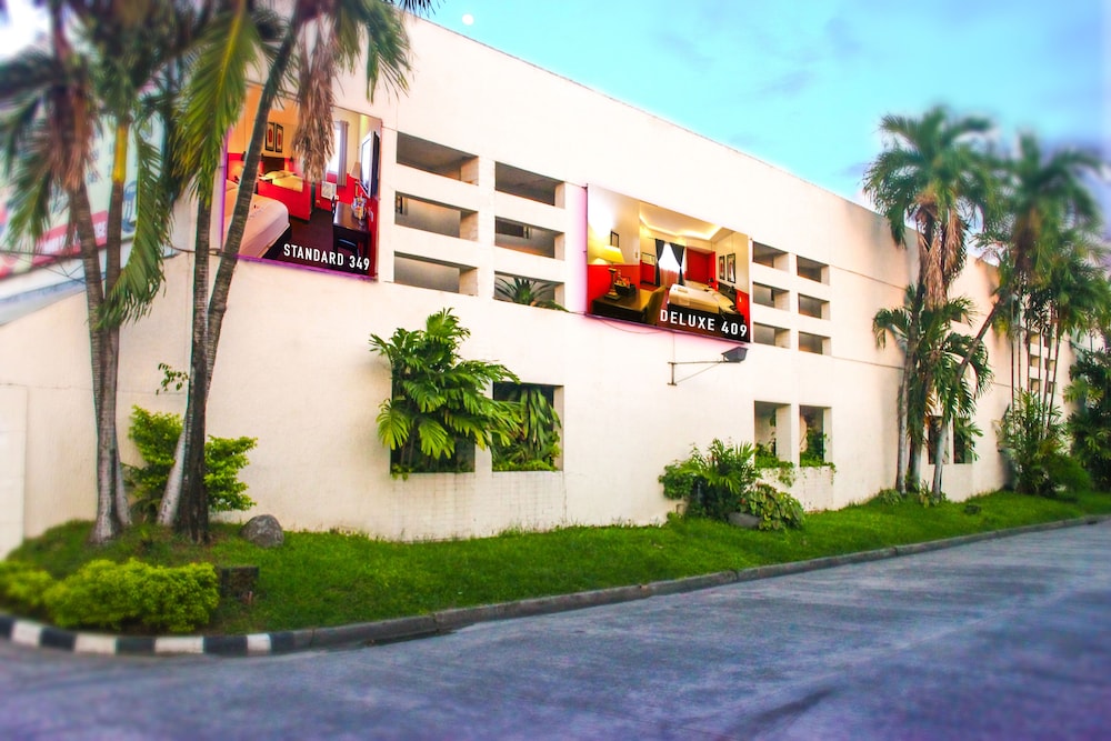 Diamondwood Hotel