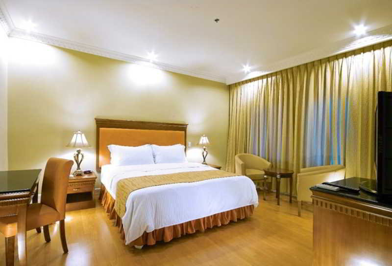 Savannah Resort Hotel