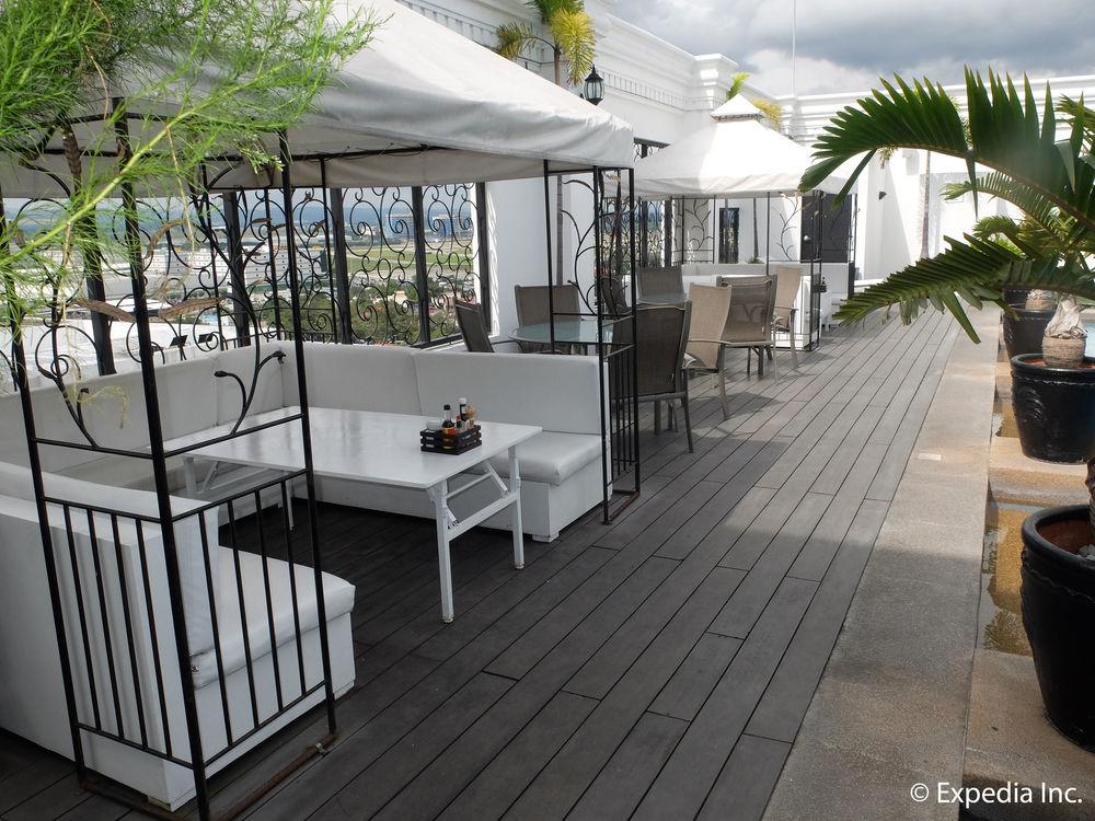 The Penthouse Condo, Hotel and Residence