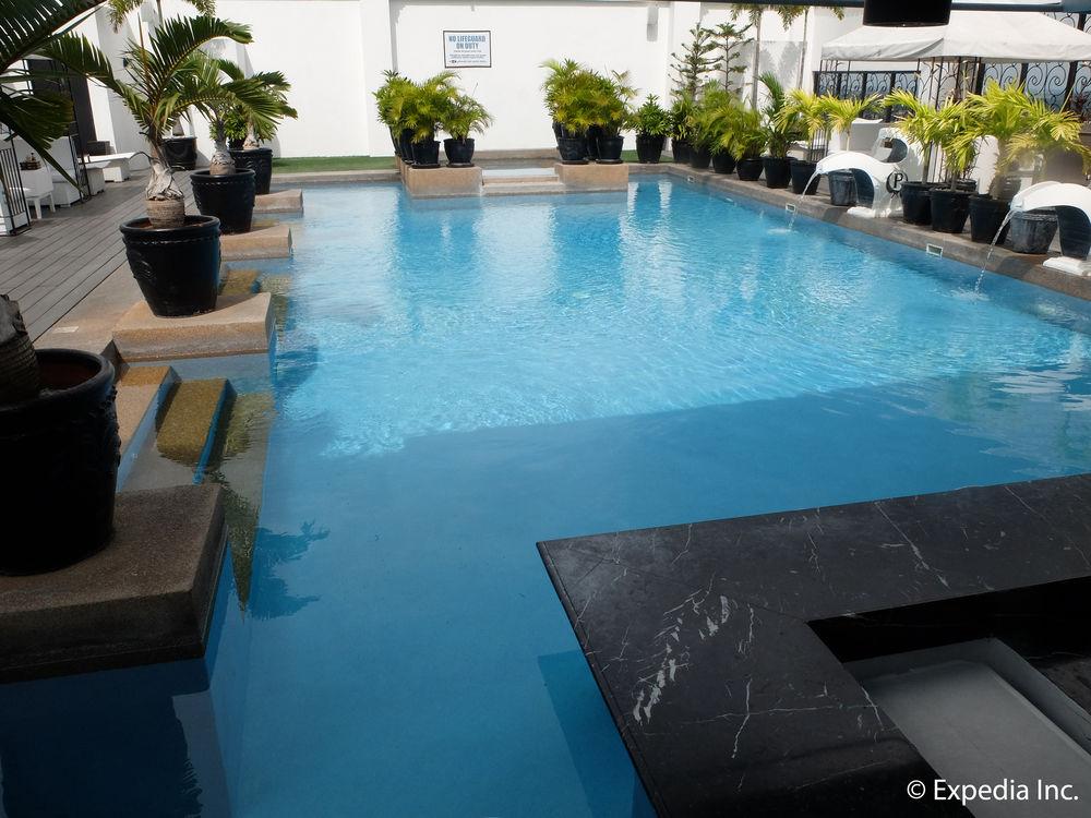 The Penthouse Condo, Hotel and Residence