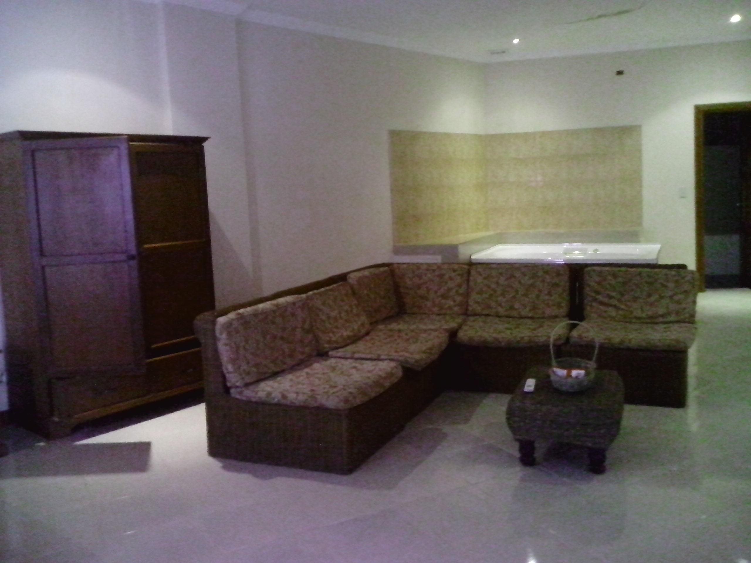 The Red Tulip Hotel