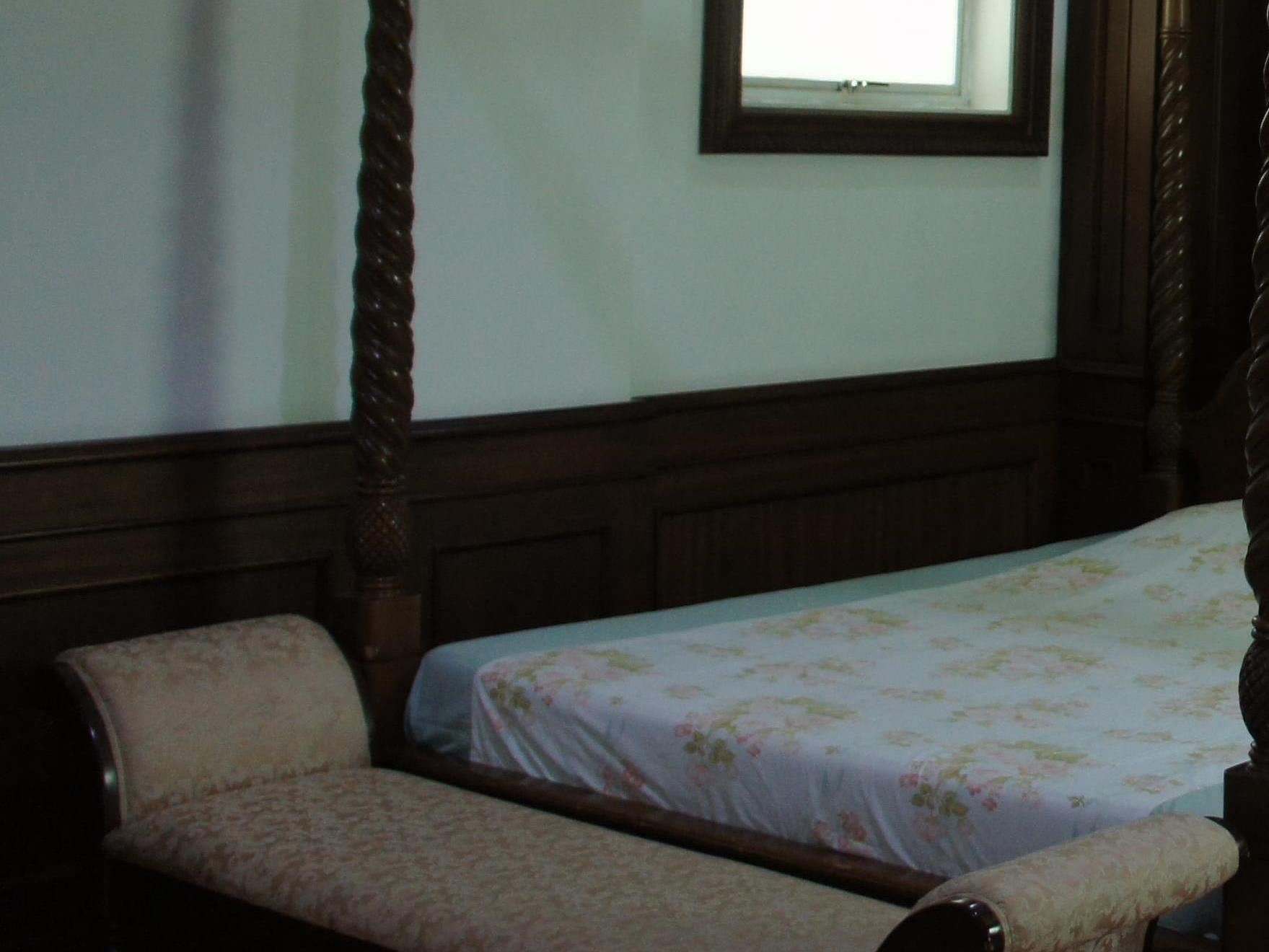 Valentine Park Hotel