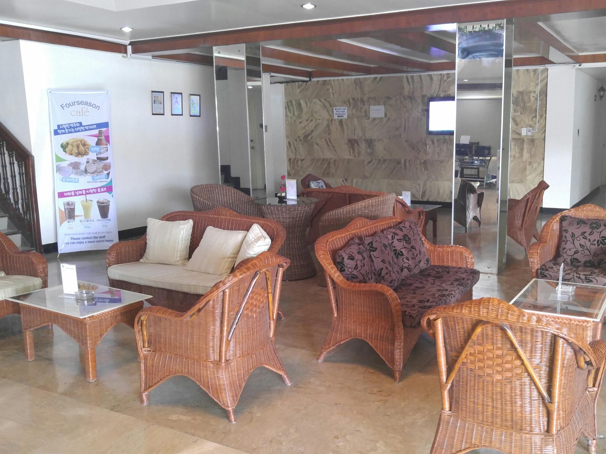 VF Four Season Hotel
