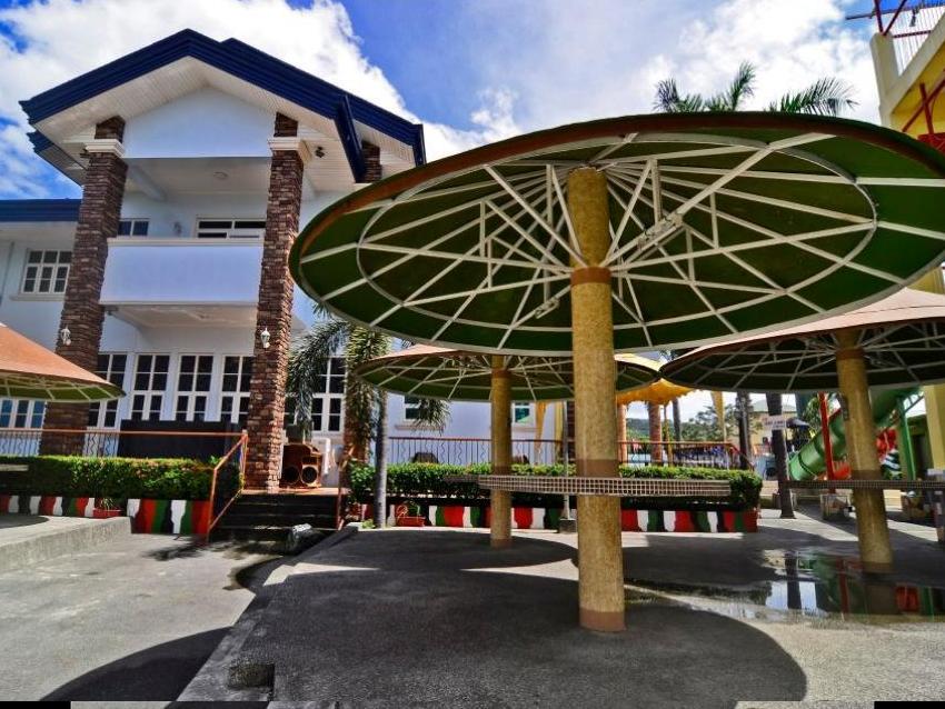Villa Jhoana Resort