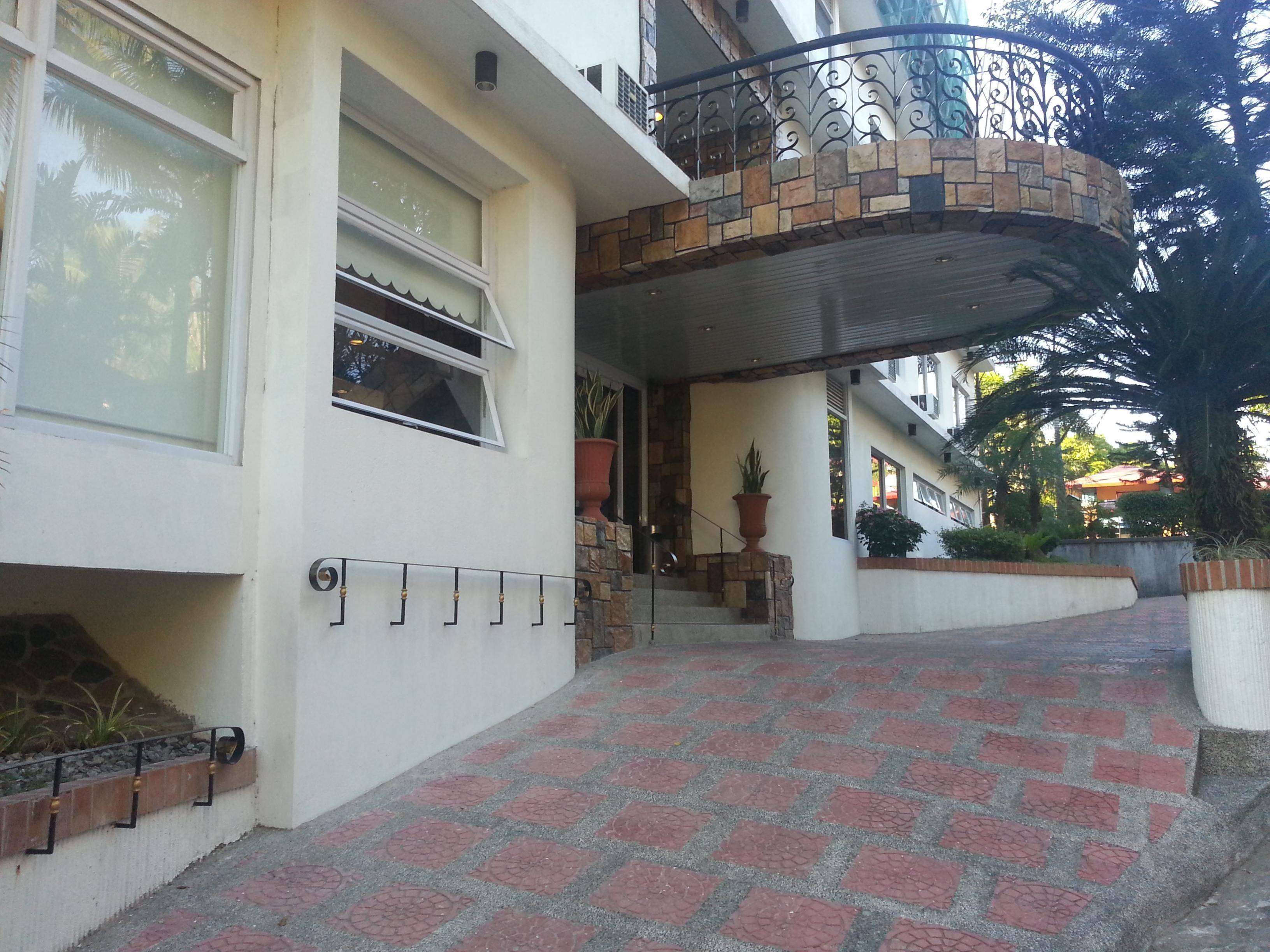 Cristina Villas Mountain Resort And Hotel