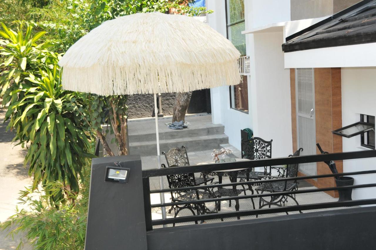 Date & Dine Residences