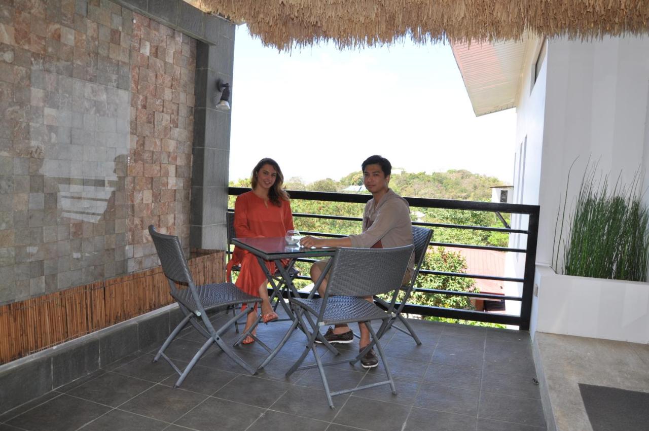 Date & Dine Residences