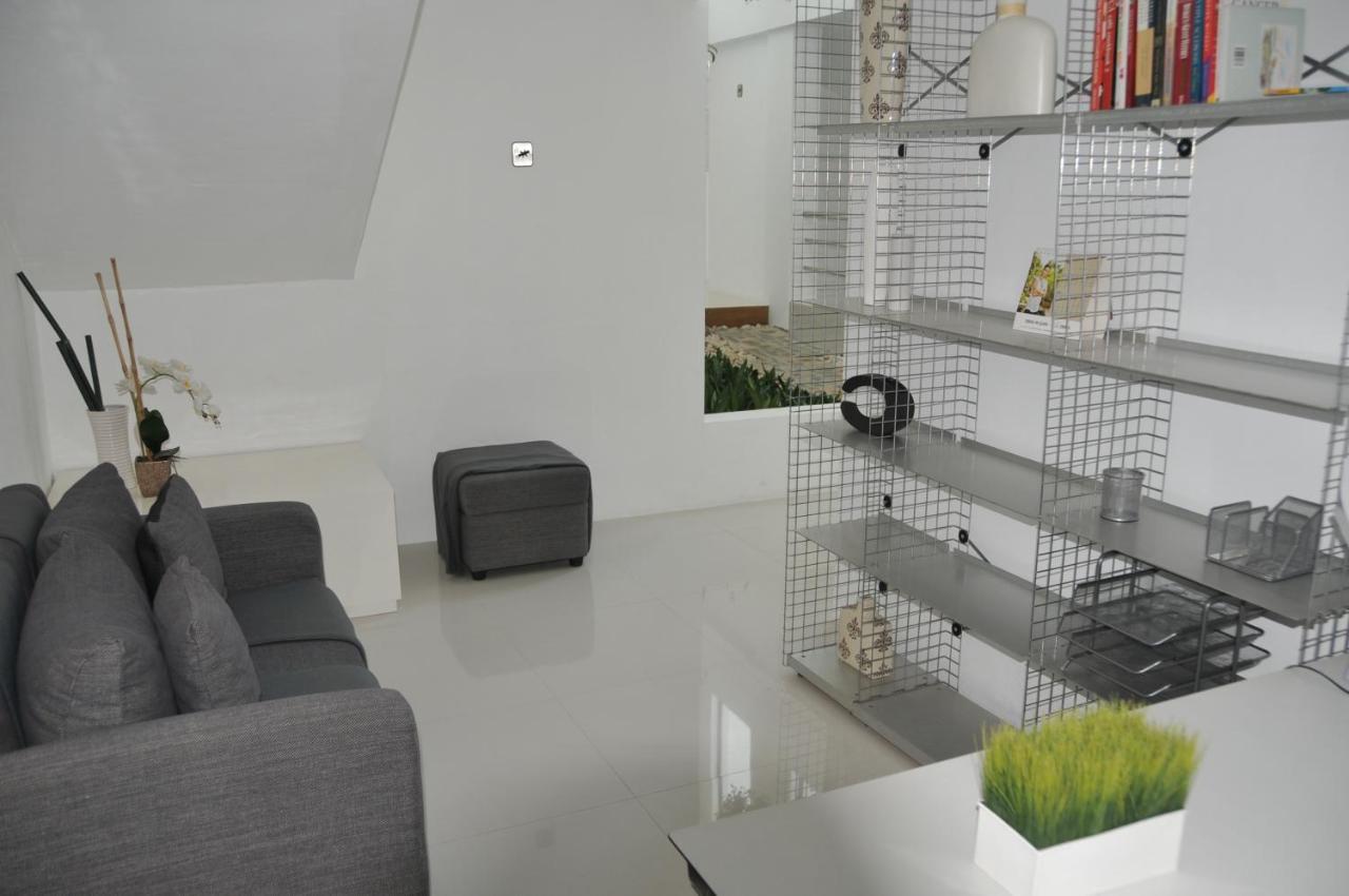 Date & Dine Residences