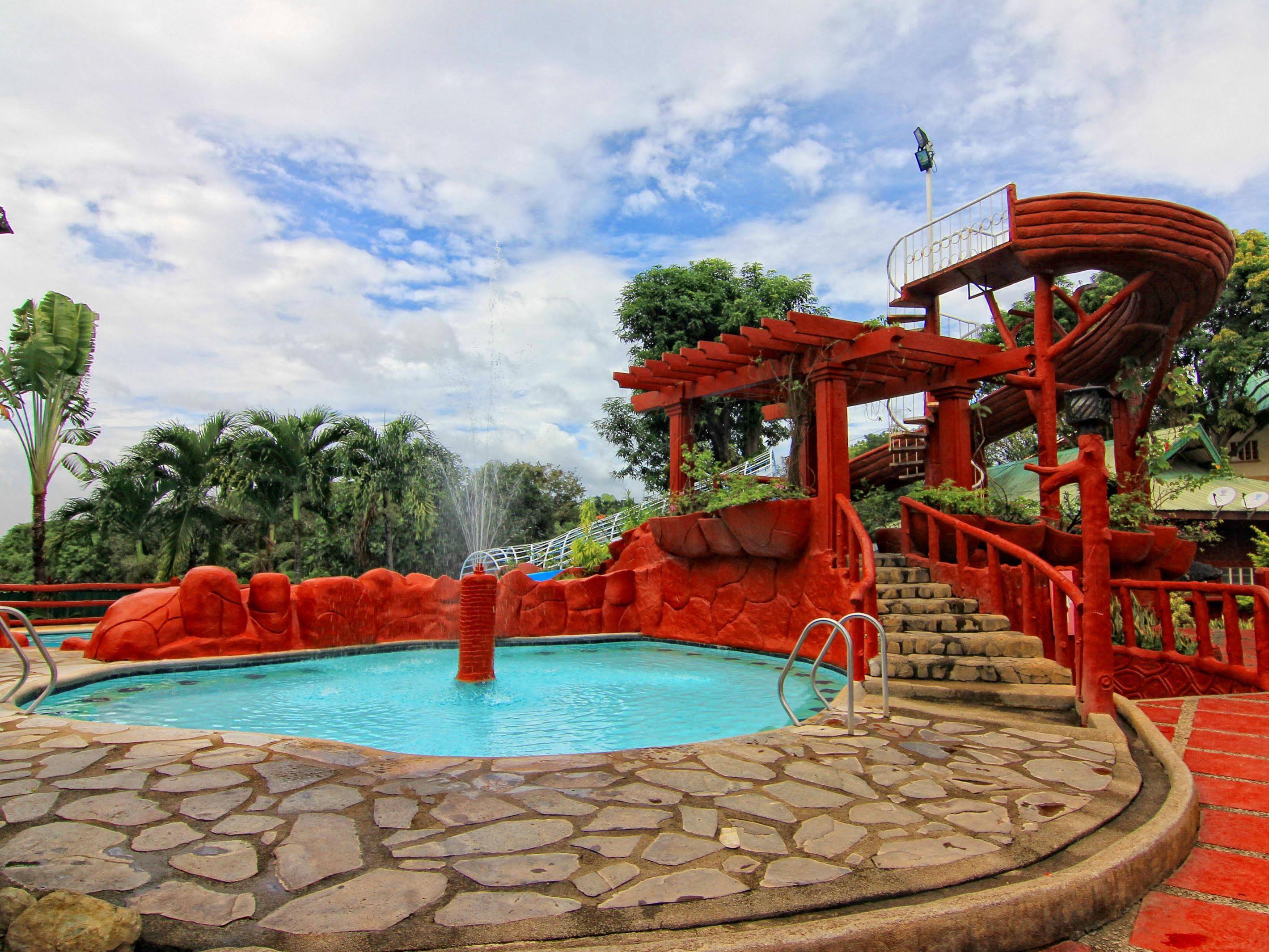 Loreland Farm Resort