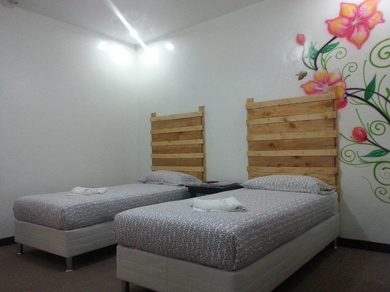 Modern Peak Suites & Private Resort