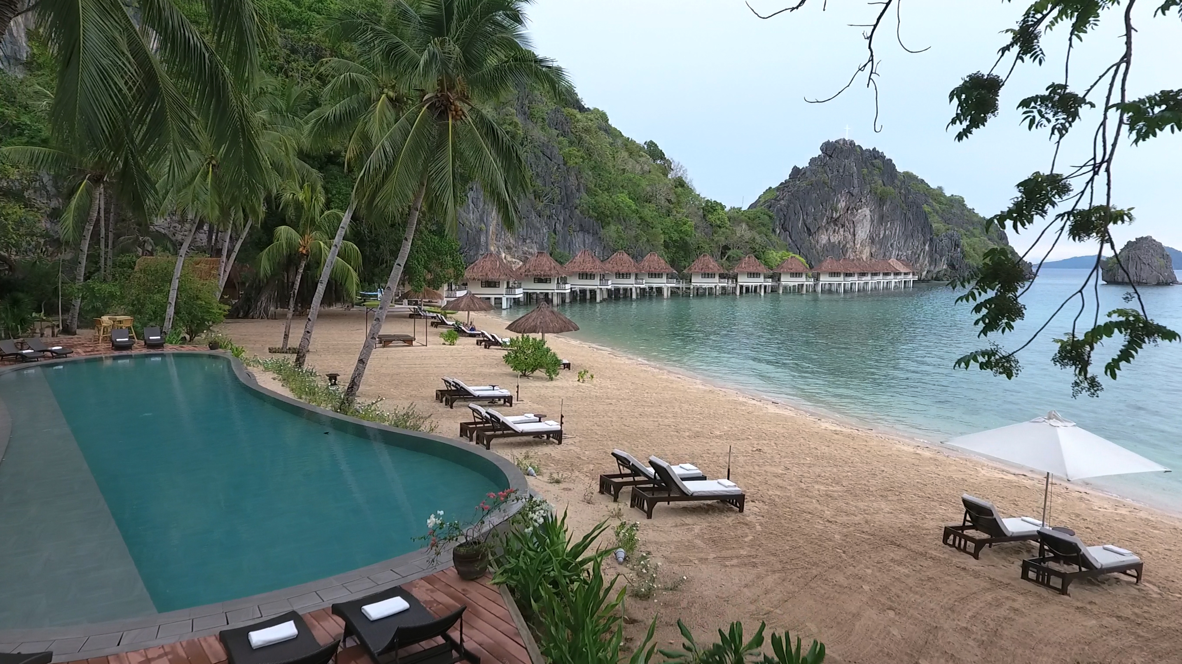El Nido Apulit Island Resort