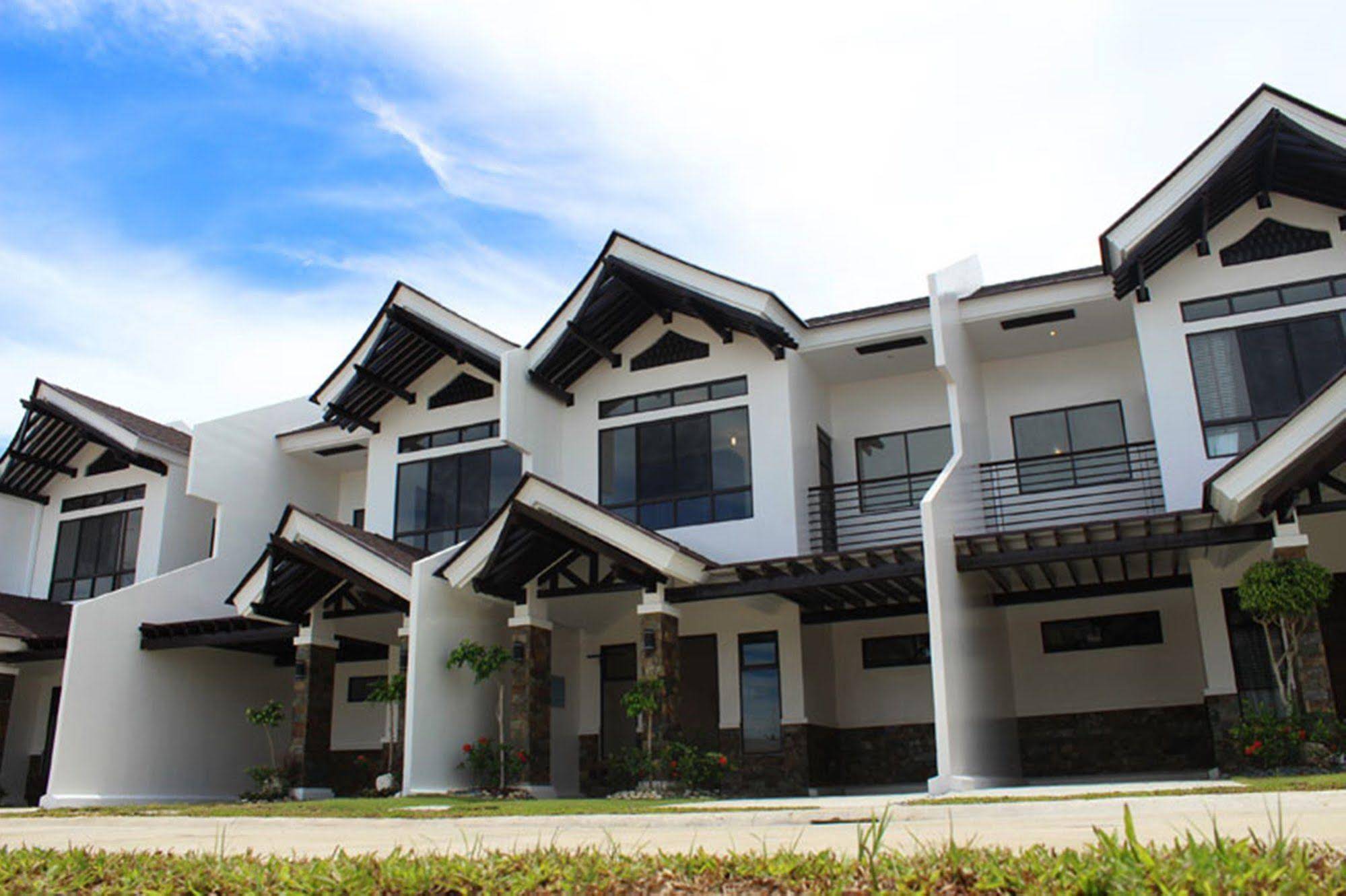 Argao Royal Palms Service Villas