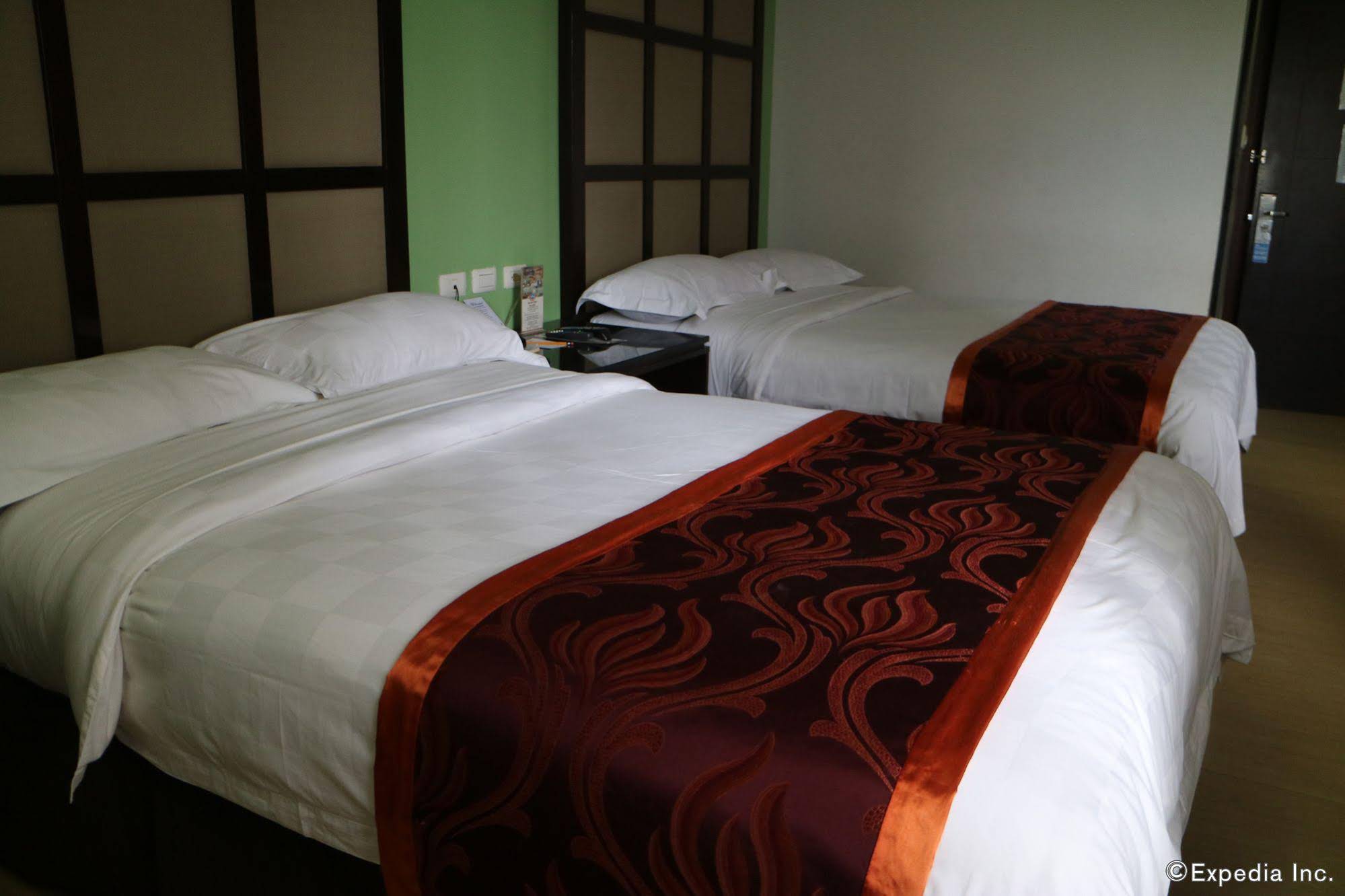 Avenue Suites