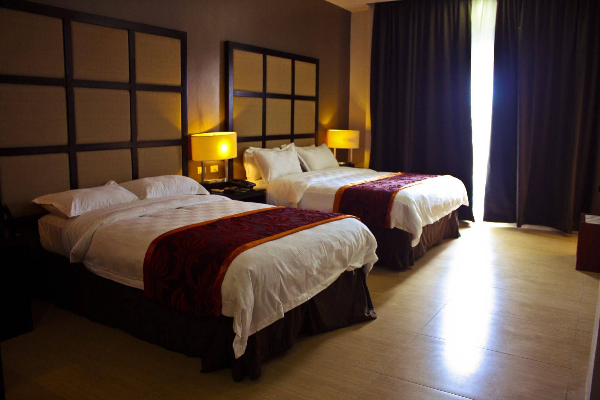Avenue Suites