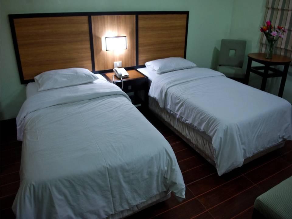 Bacolod Business Inn