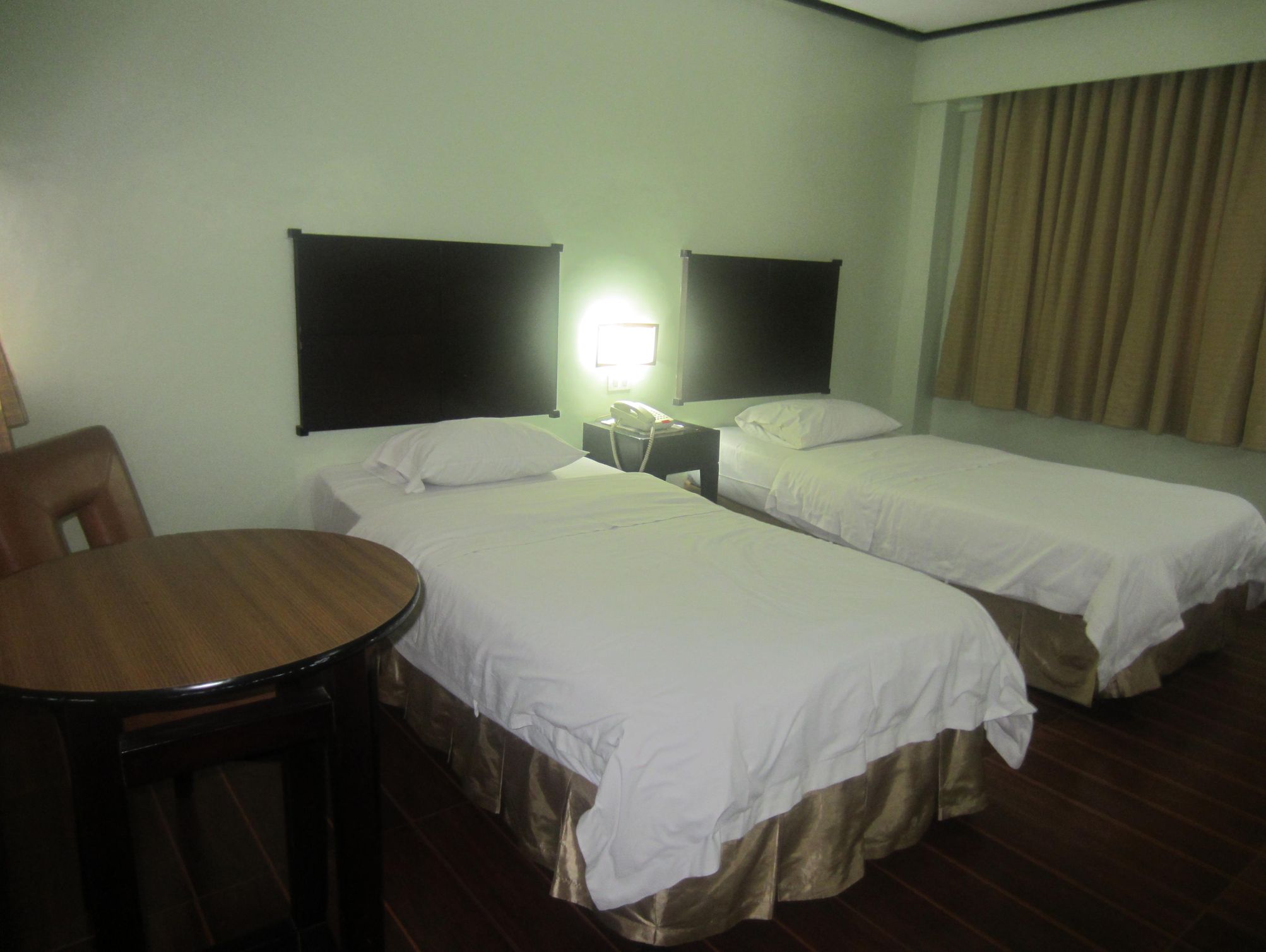 Bacolod Business Inn