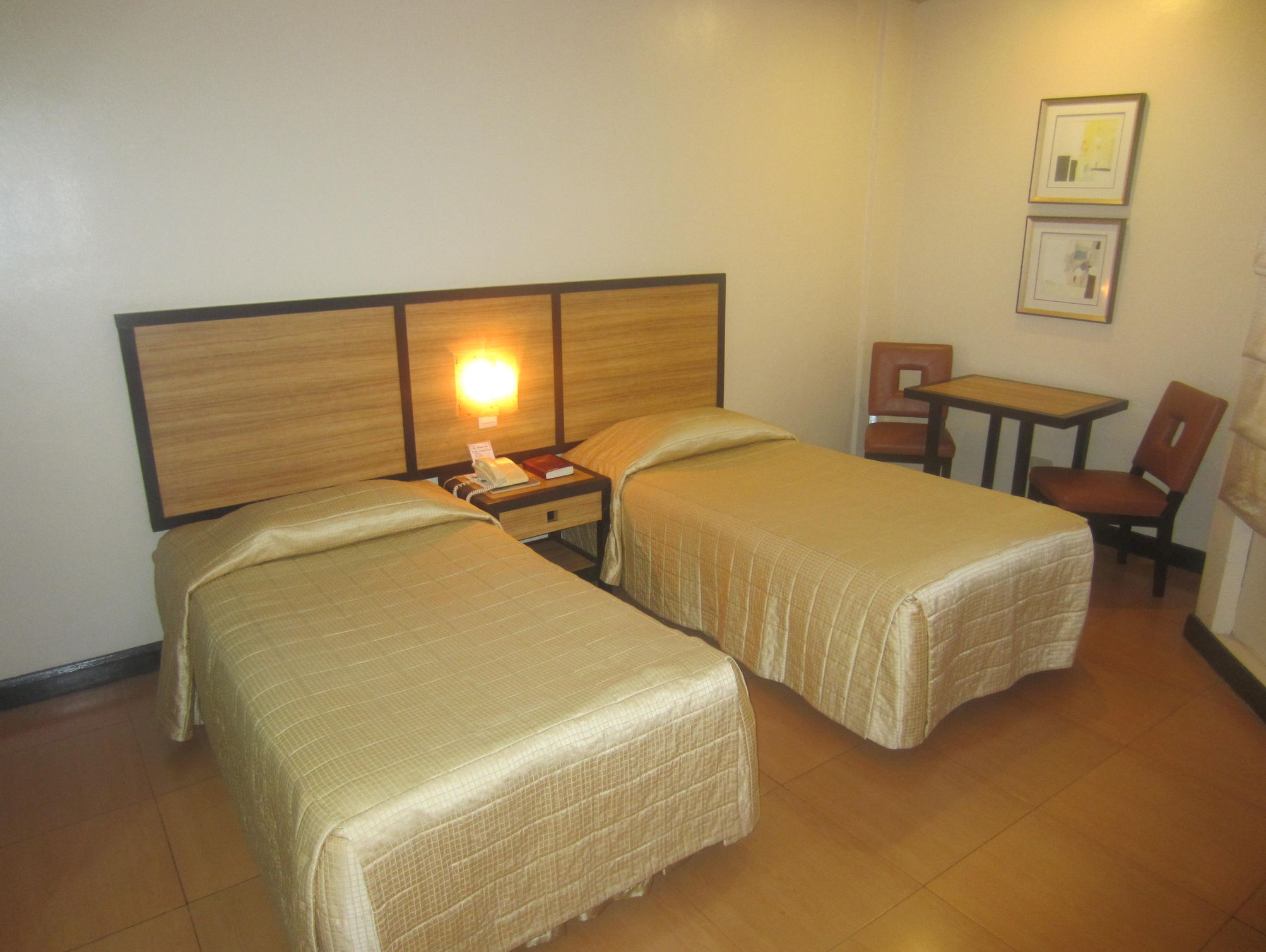 Bacolod Business Inn