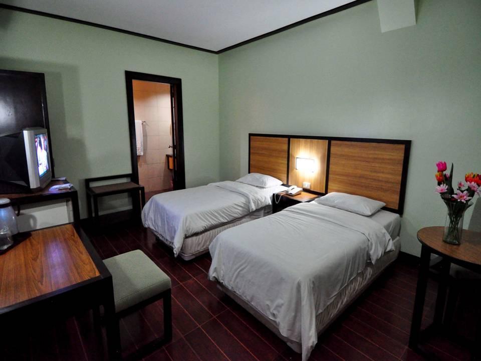 Bacolod Business Inn
