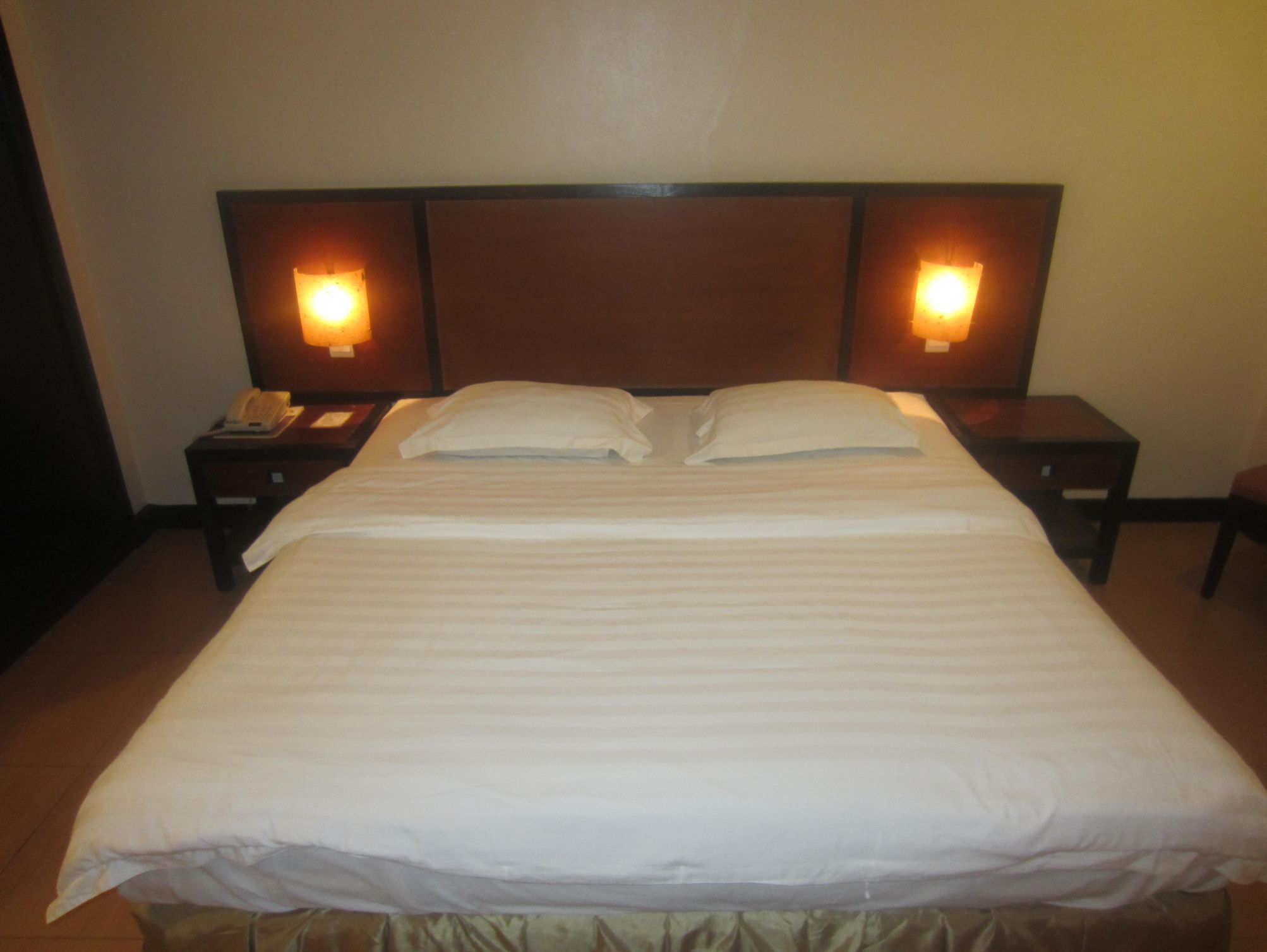 Bacolod Business Inn