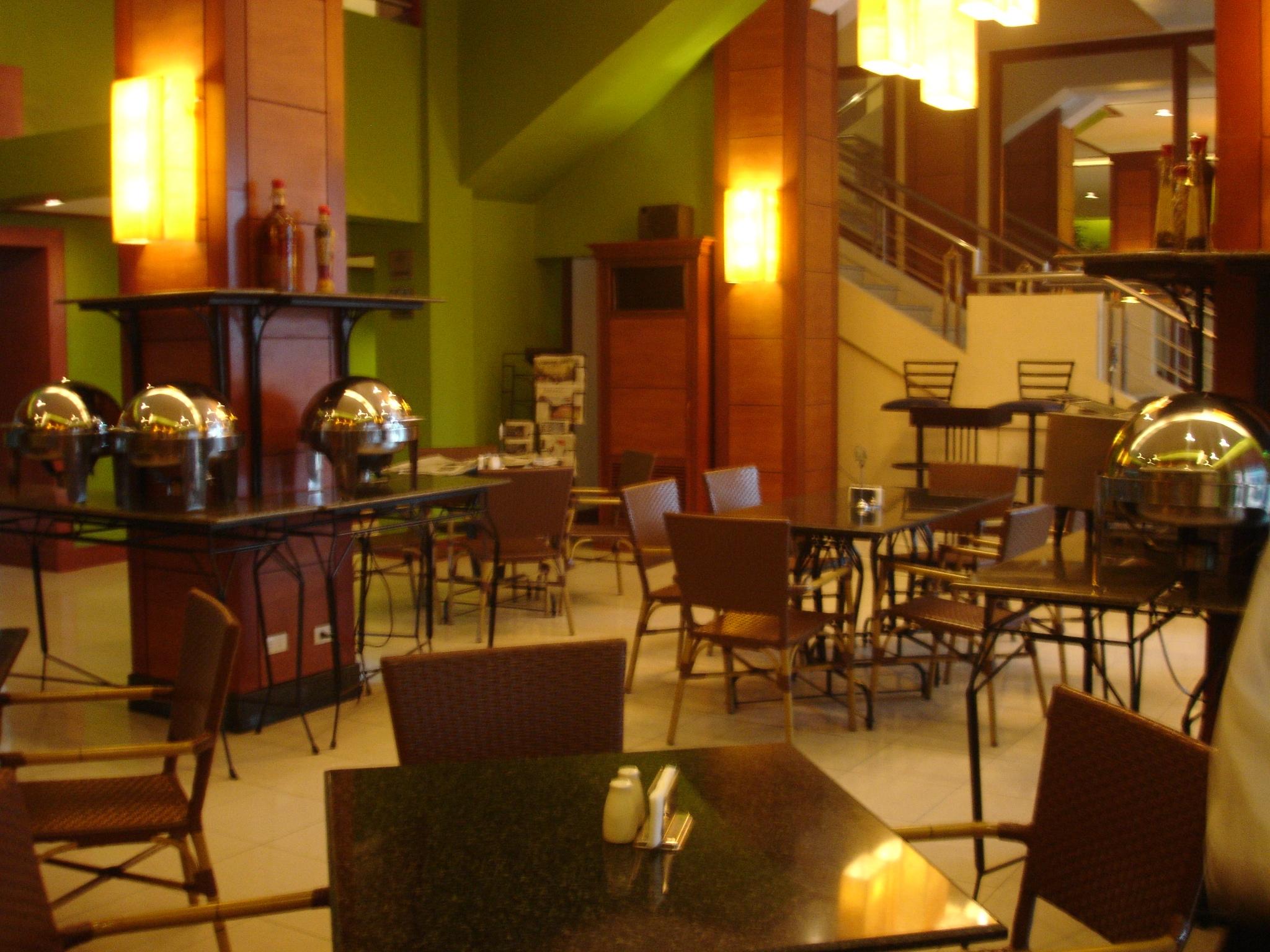 Bacolod Business Inn