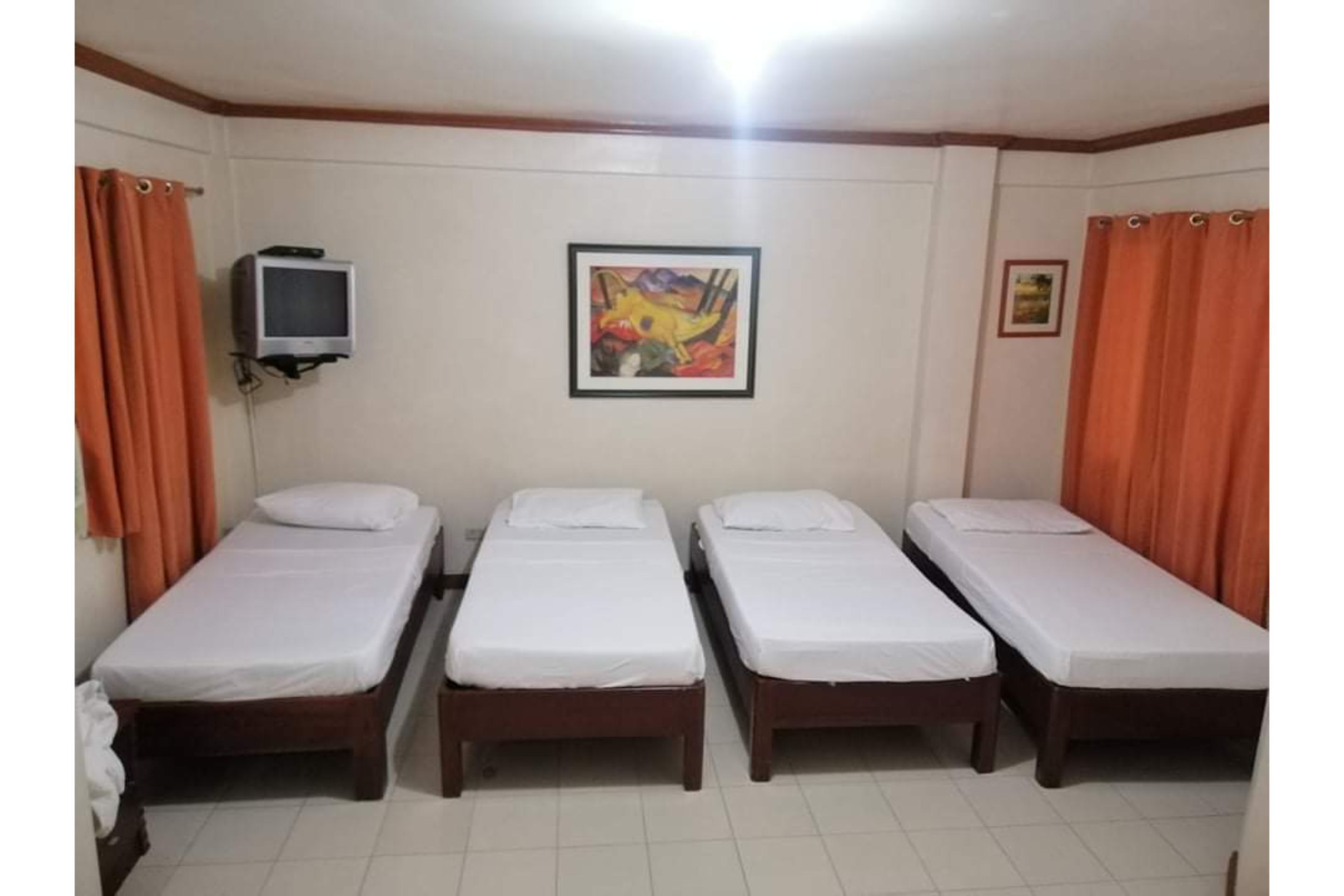 RedDoorz at Casa Marabella Villamonte Bacolod City