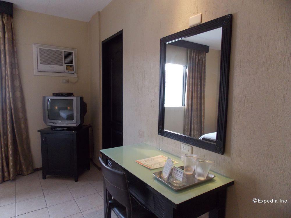 Circle Inn - Hotel & Suites