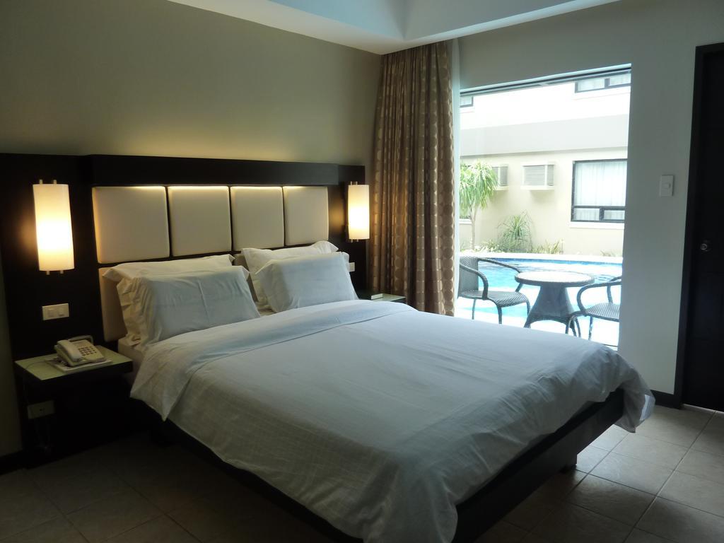 Circle Inn - Hotel & Suites