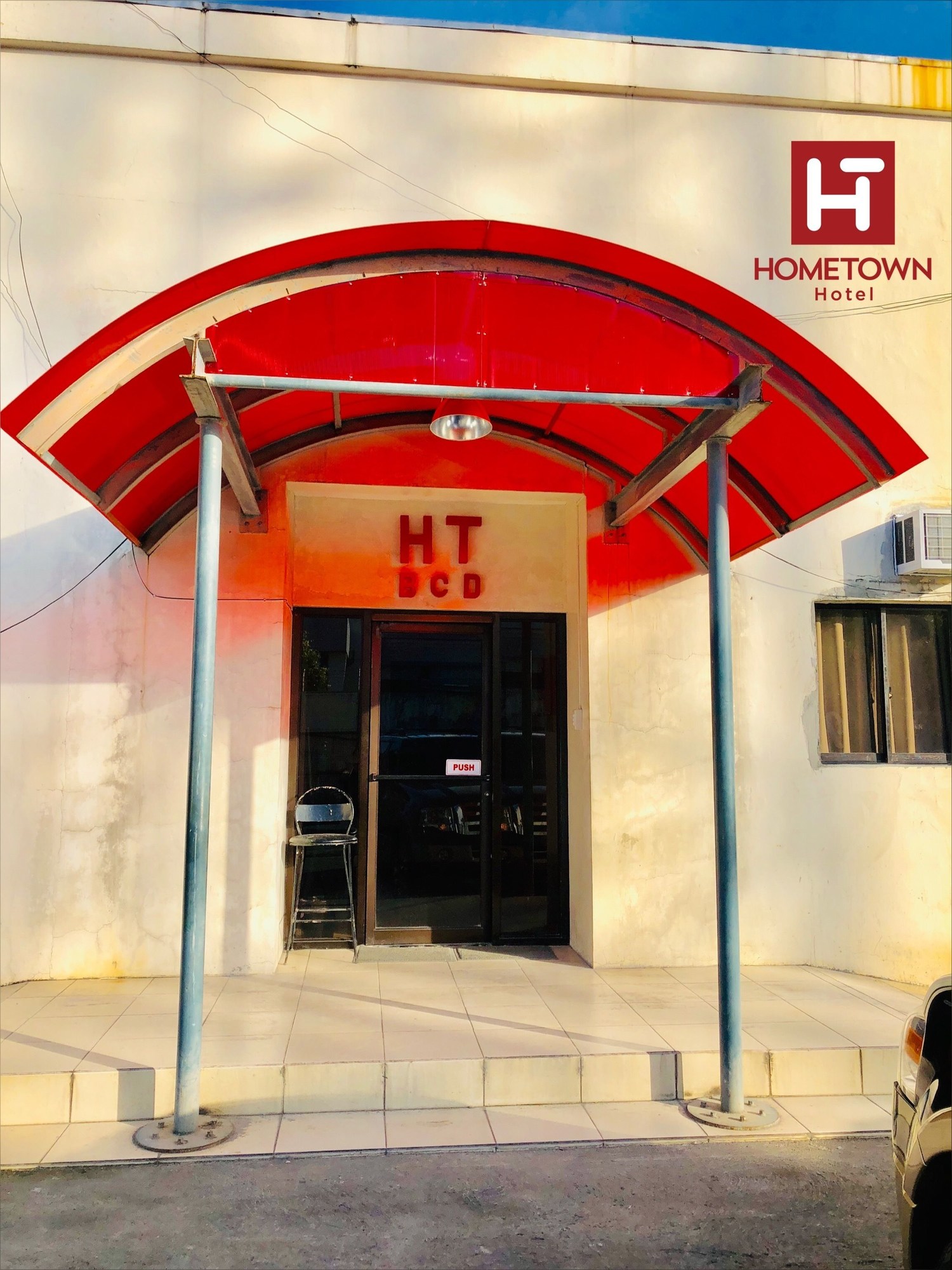 Hometown Hotel Bacolod Lacson