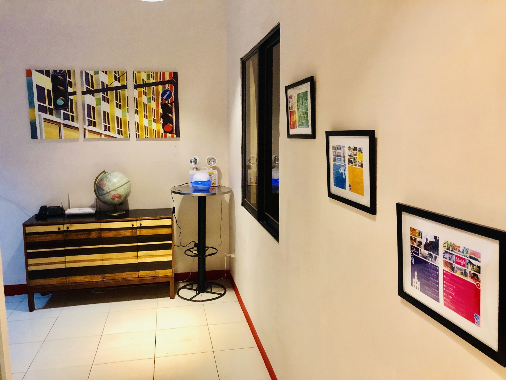 Hometown Hotel Bacolod Lacson