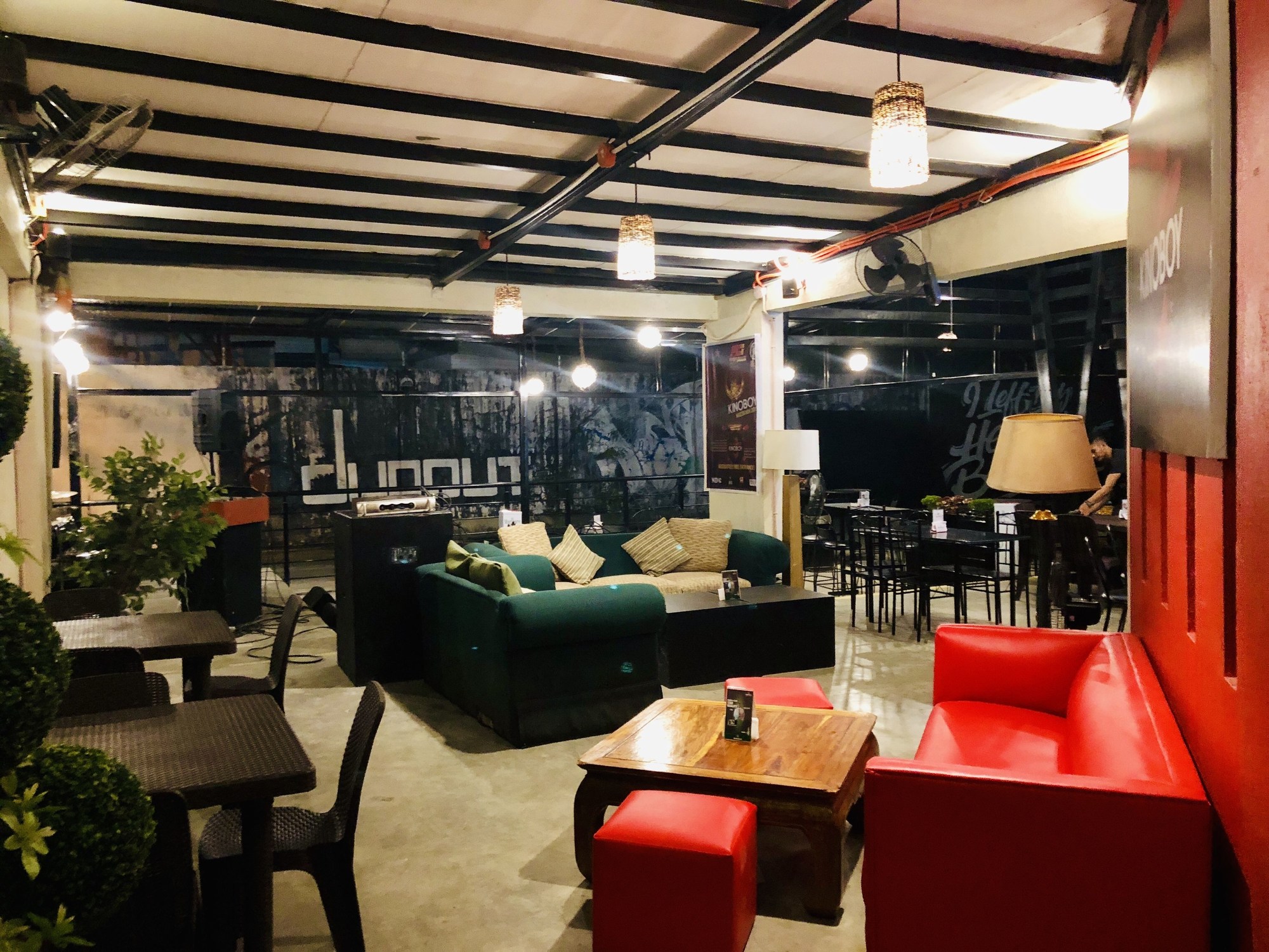 Hometown Hotel Bacolod Lacson
