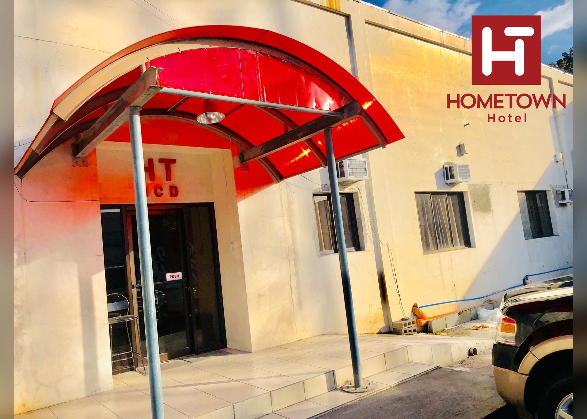 Hometown Hotel Bacolod Lacson