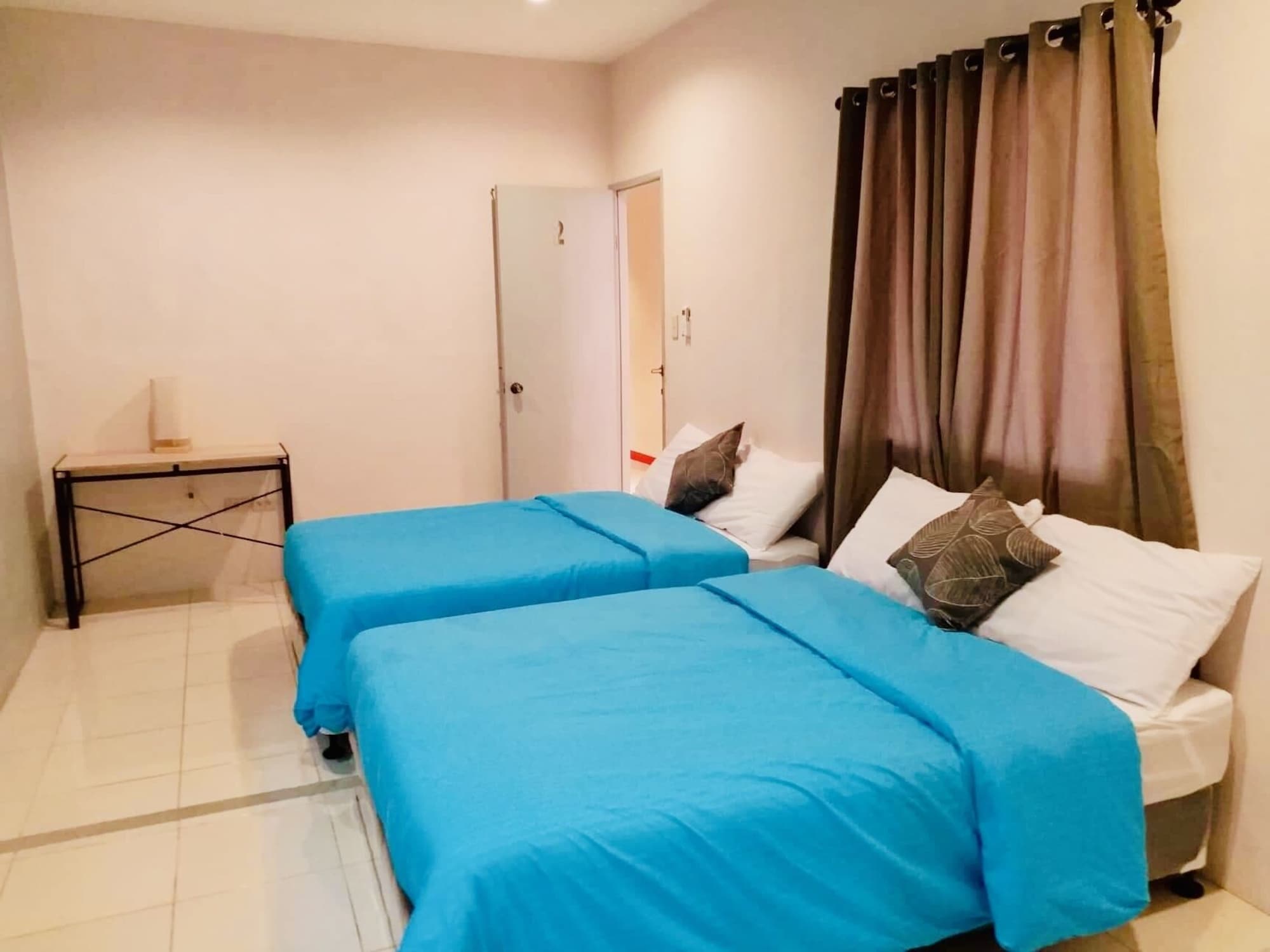Hometown Hotel Bacolod Lacson