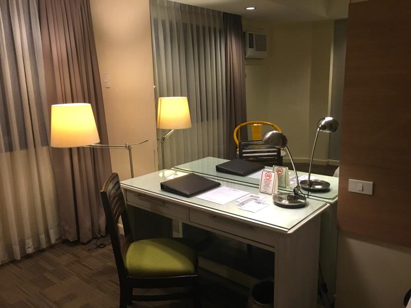 L’ Fisher Hotel