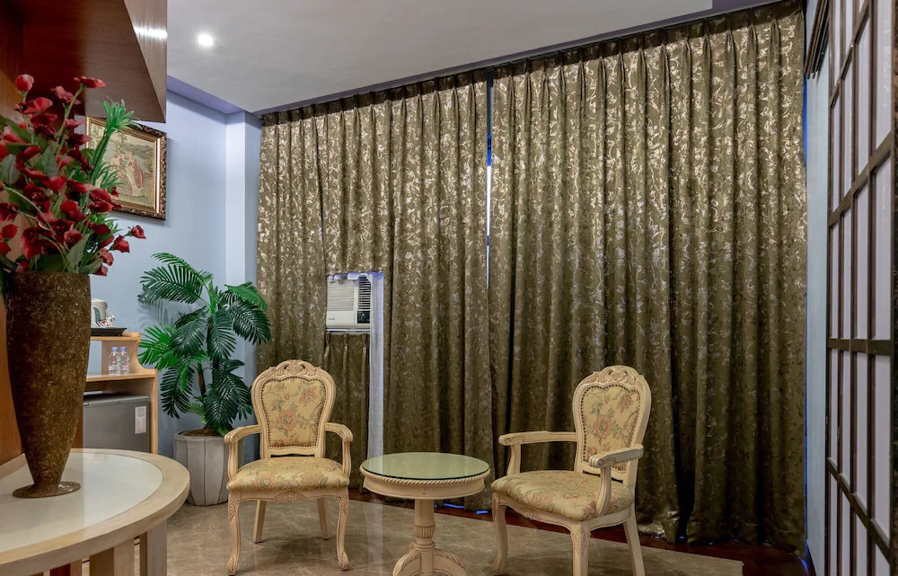 Metro Inn Bacolod by ZEN Rooms